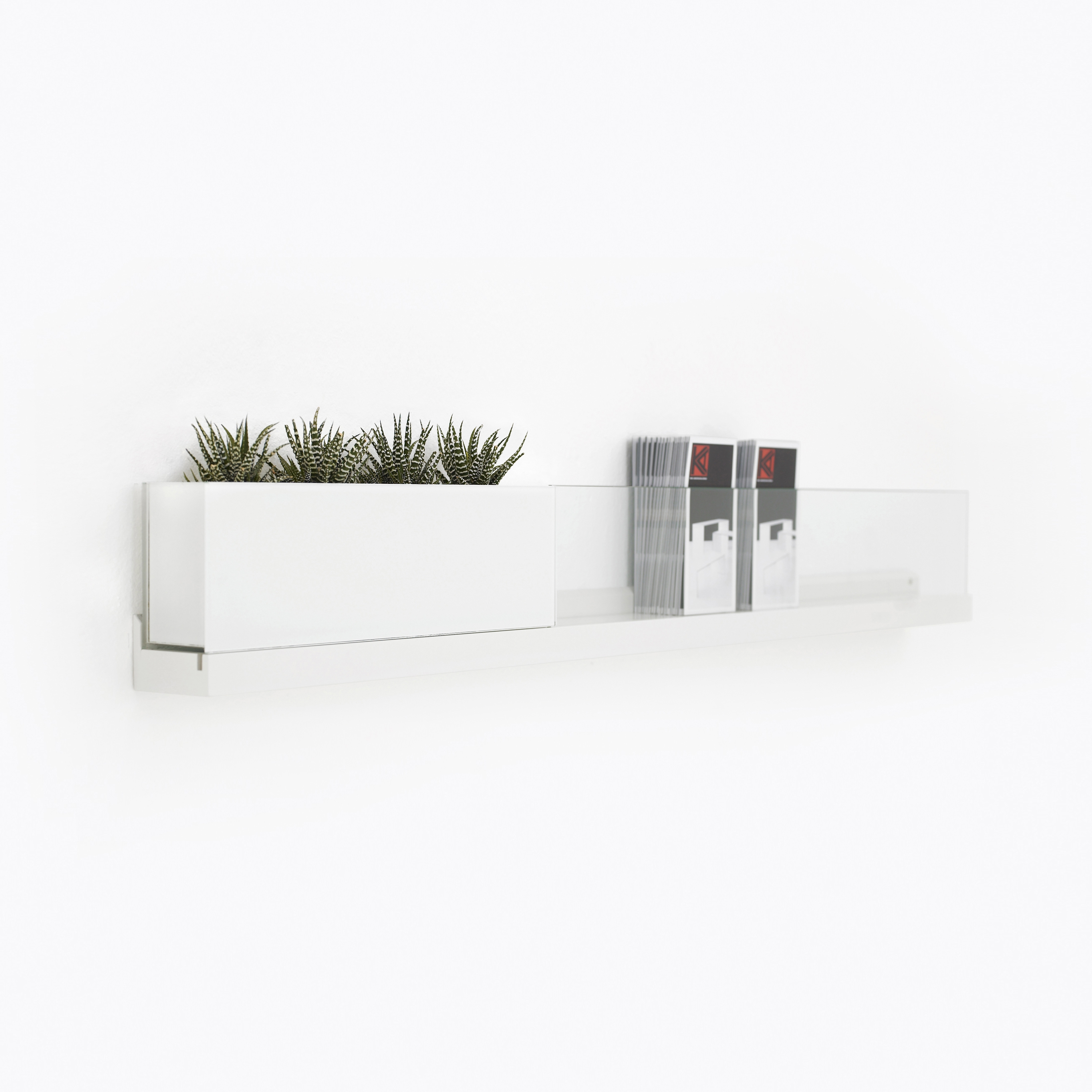 Display product Front Plant FR2V150, FRGLV250, FRK2100 from manufacturer Karl Andersson & Söner
