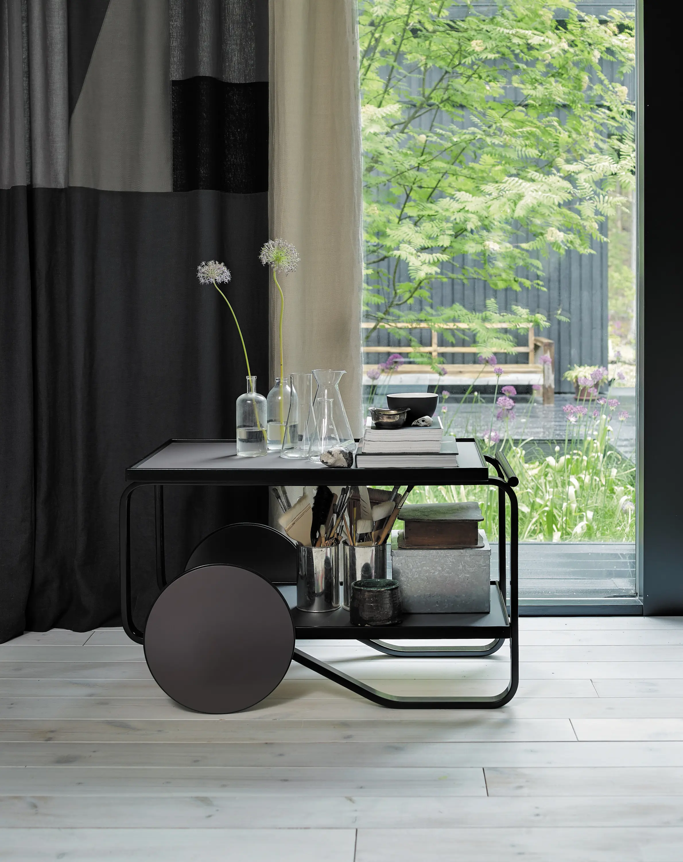 Artek - Tea Trolley 901