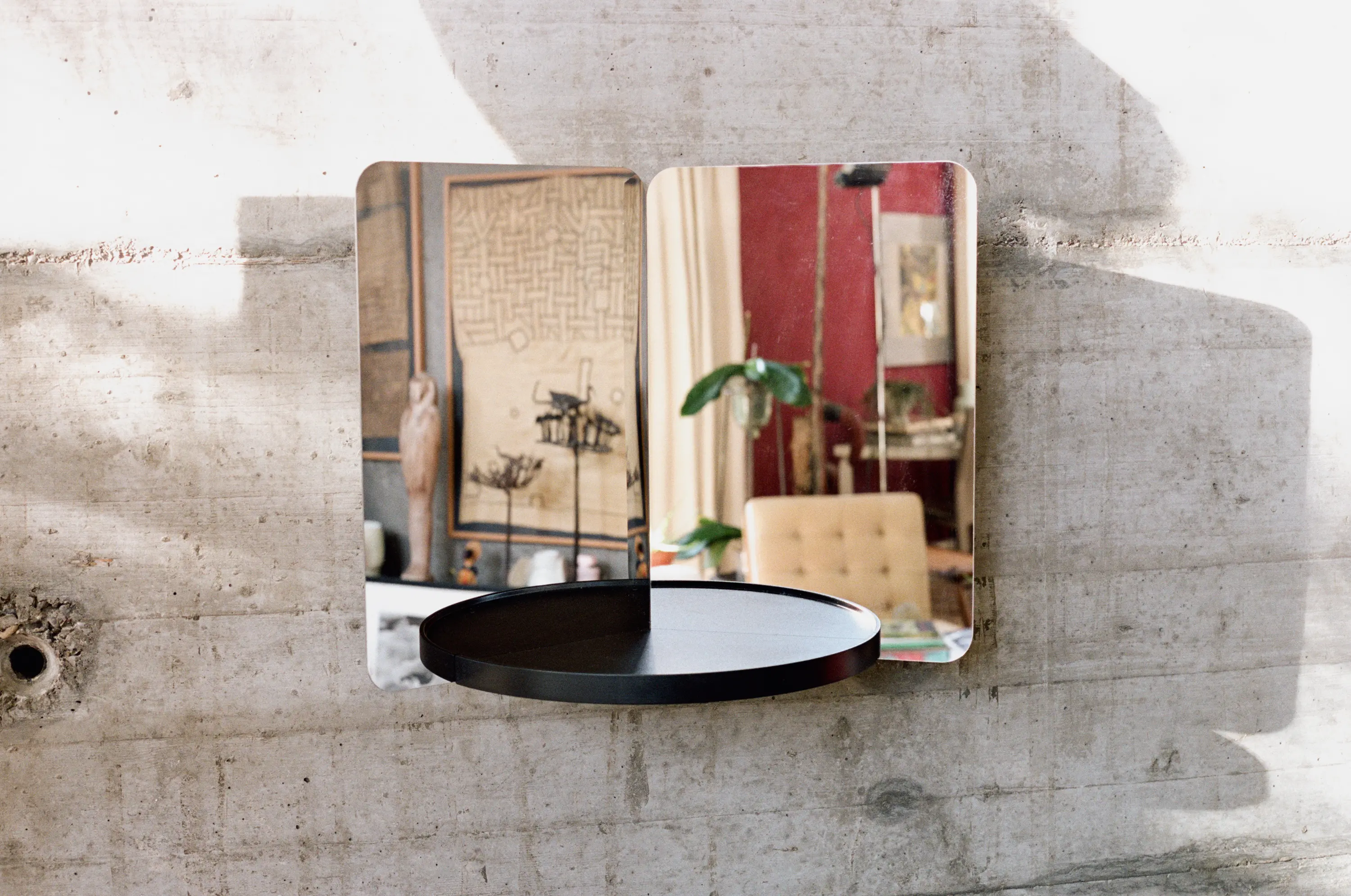 Artek - 124° Mirror