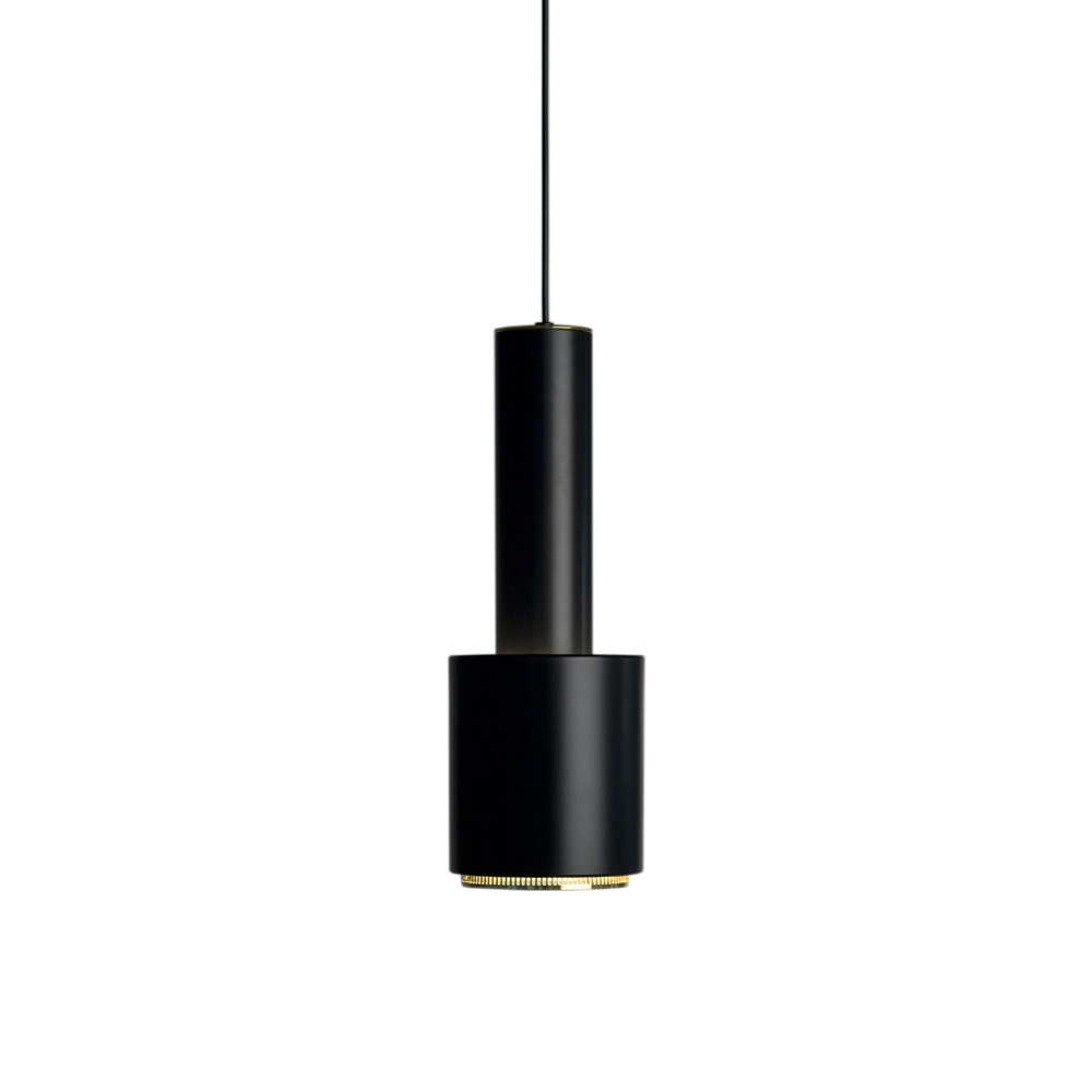 Produkt Pendant Light A110 "Hand Grenade" des Herstellers Artek anzeigen