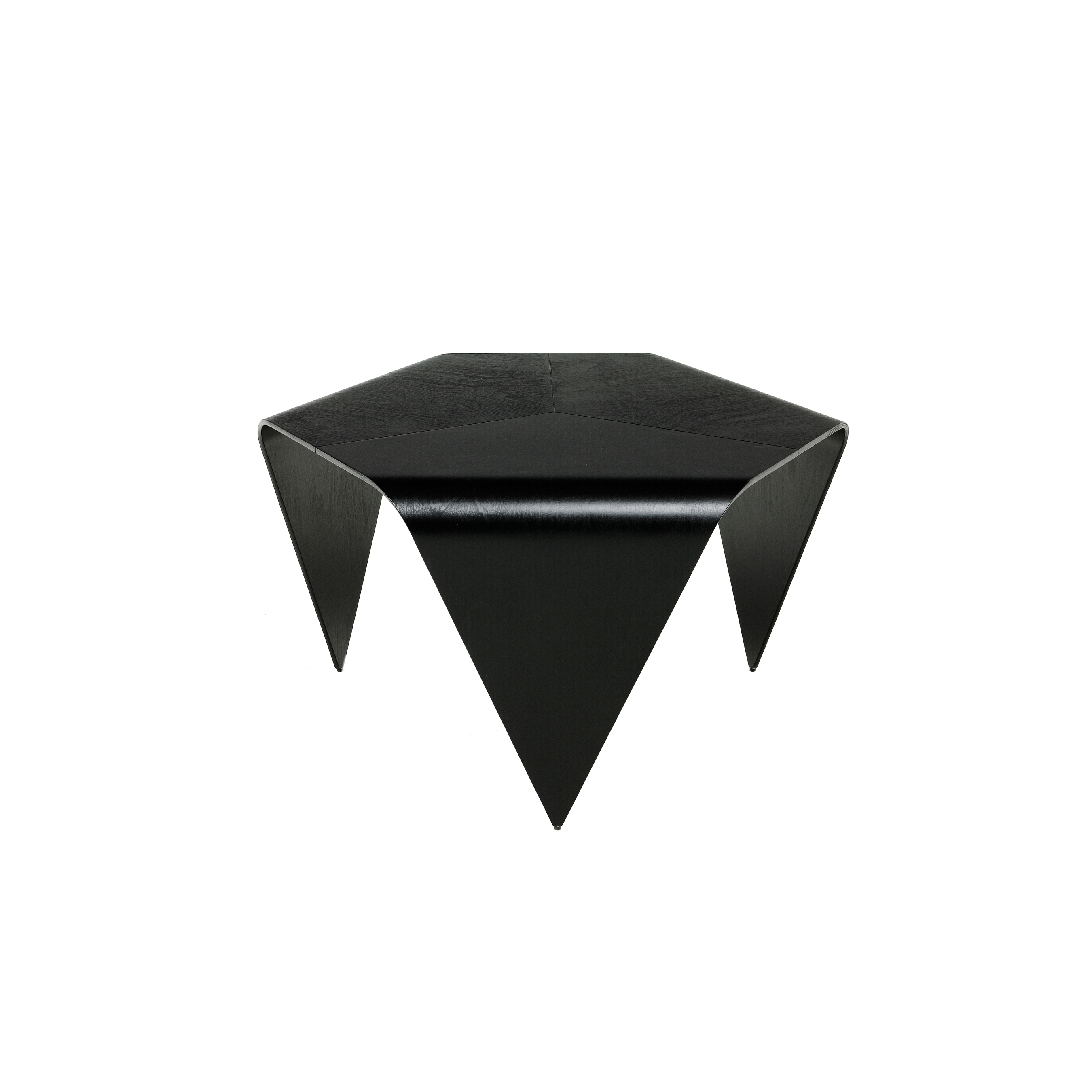 Produkt Trienna Coffee Table des Herstellers Artek anzeigen