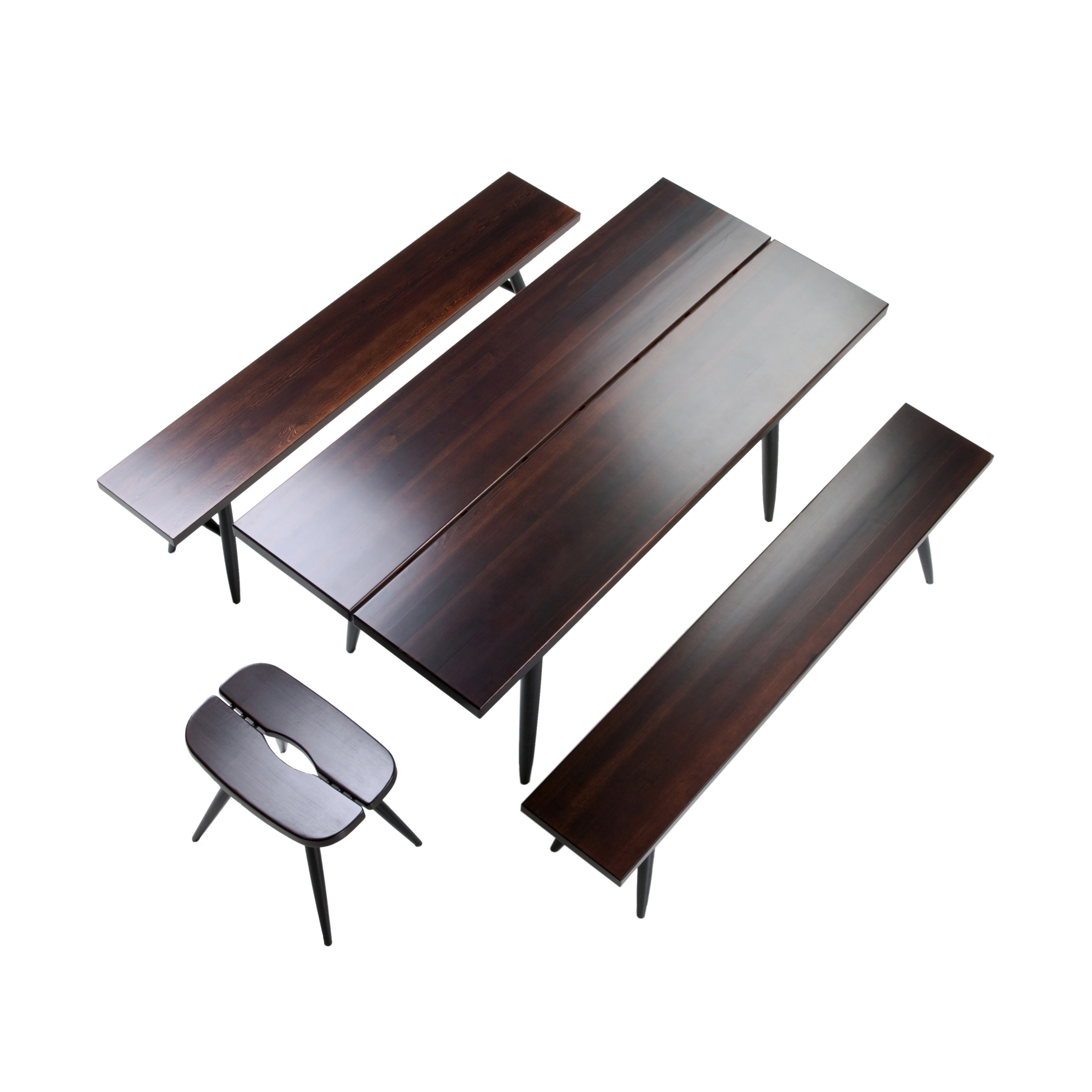 Mostra il prodotto Pirkka Table with 2 Benches del produttore Artek