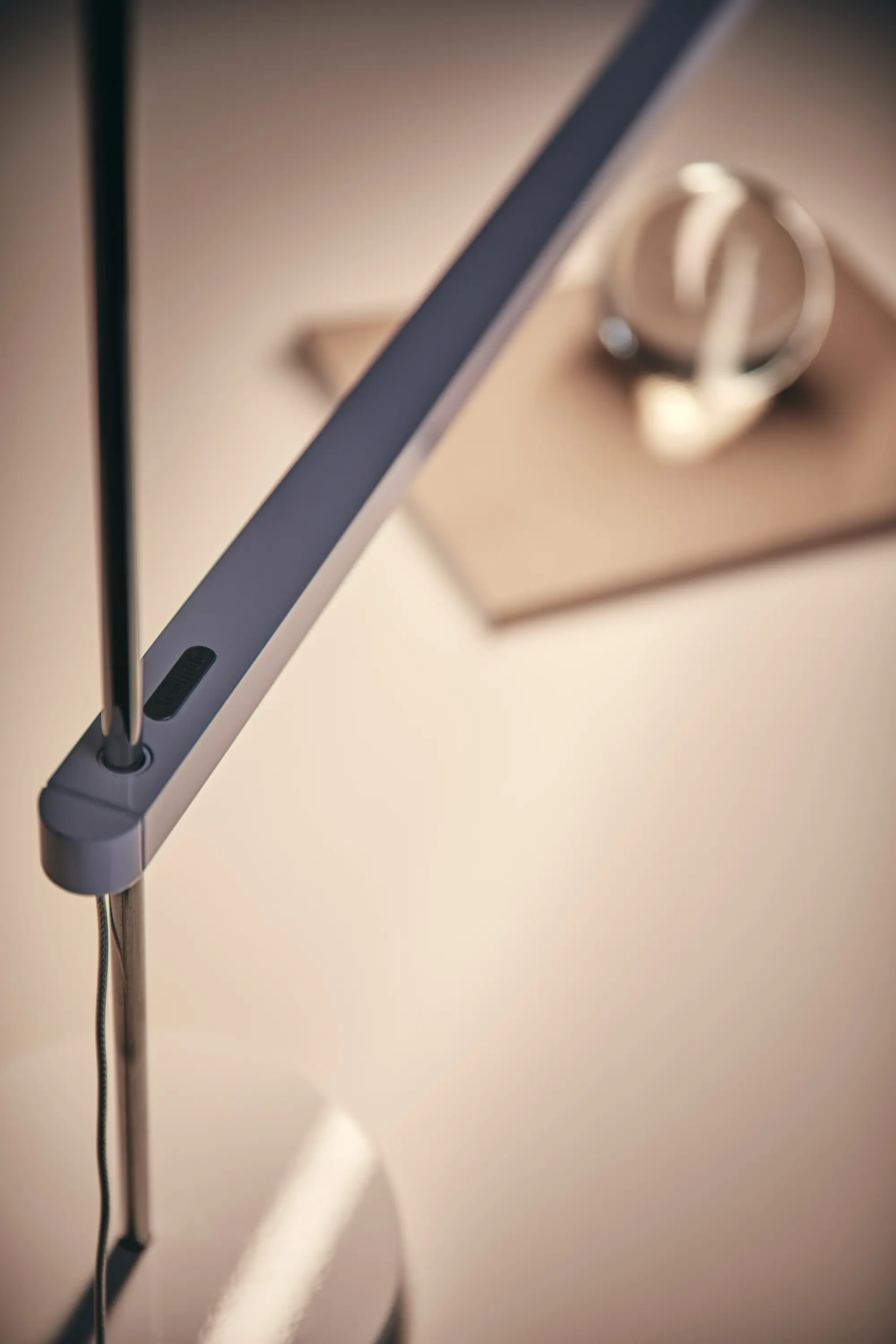 Artemide - Talak Professional Table