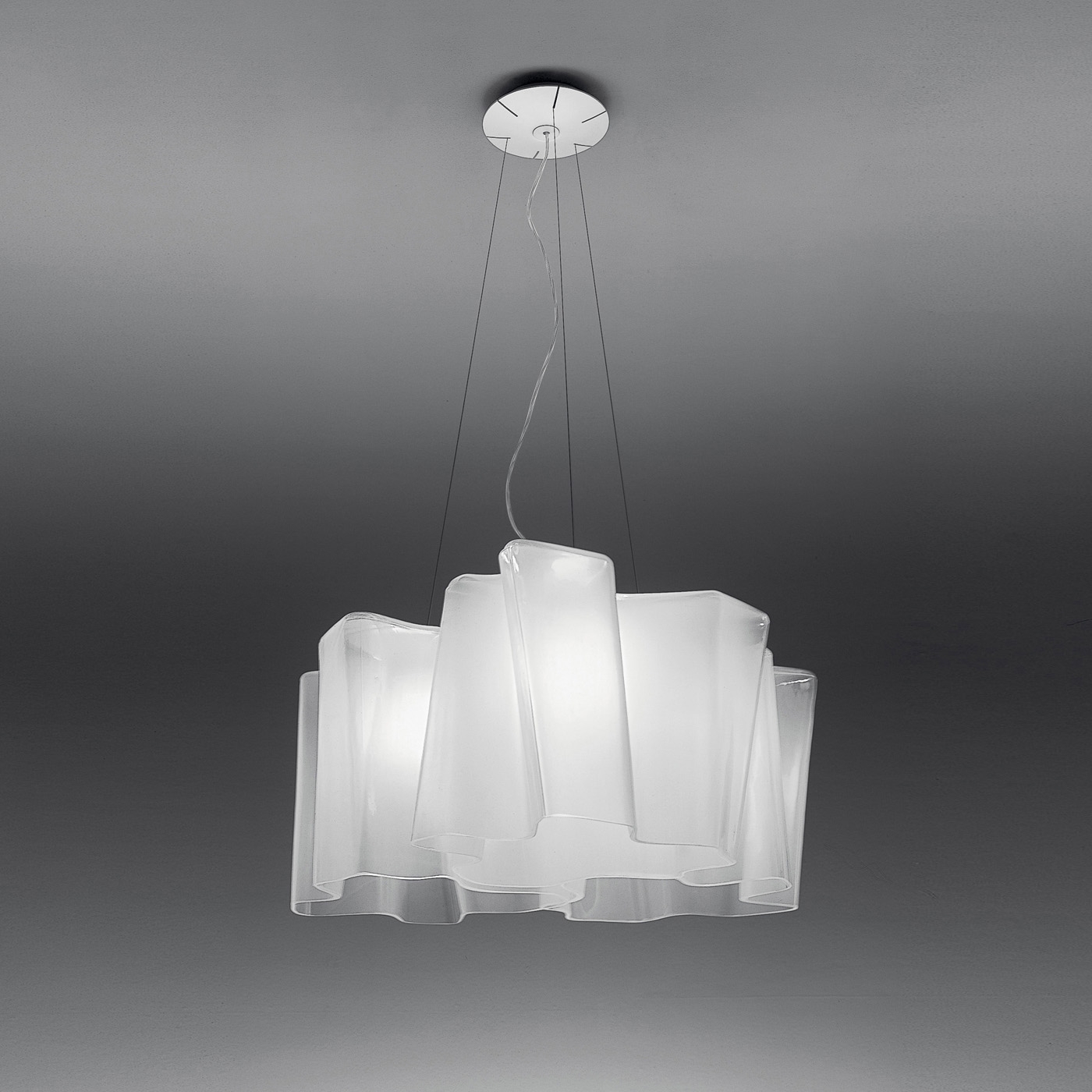 Display product Logico Suspension 3x120° from manufacturer Artemide