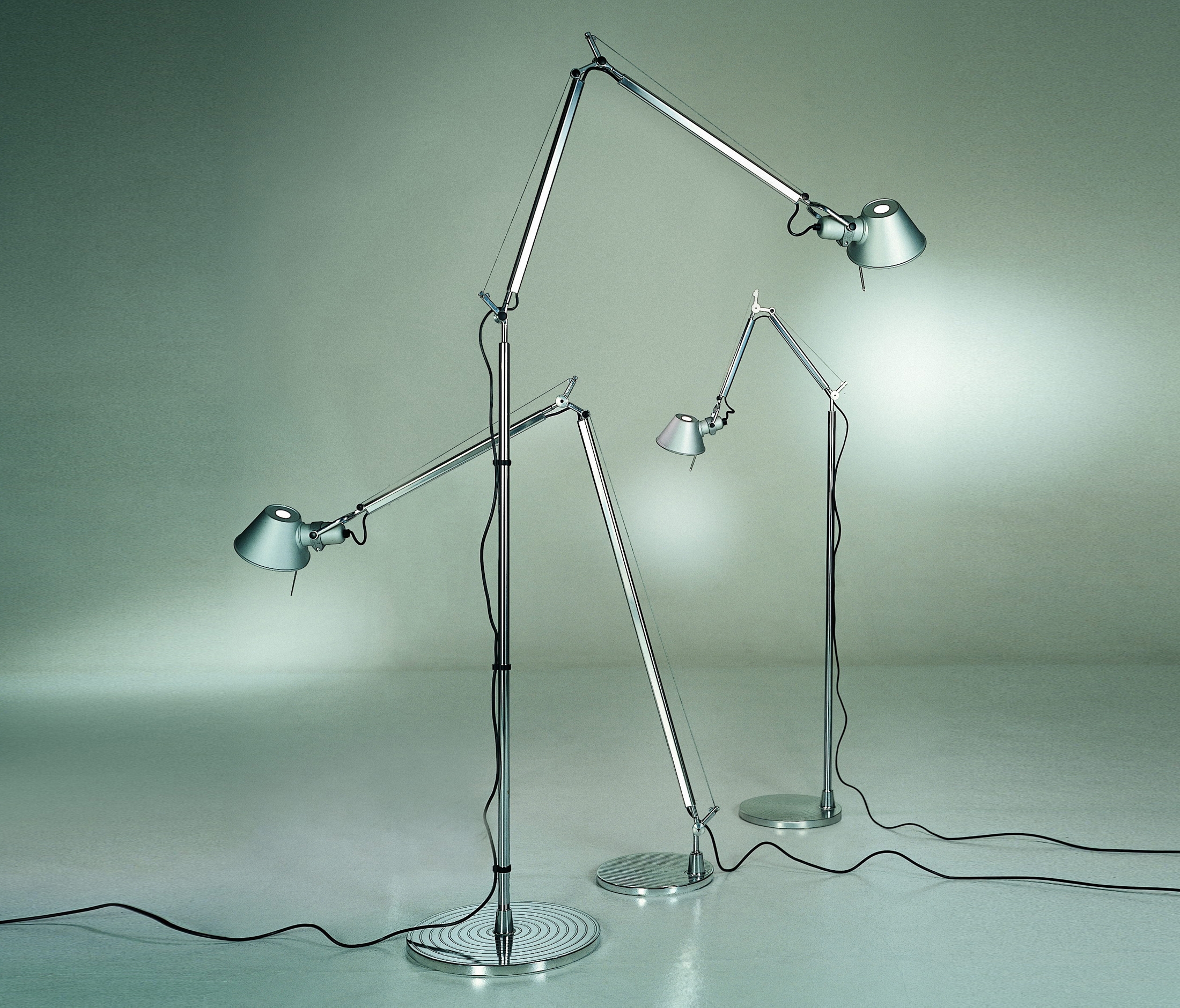 Mostrar el producto Tolomeo Terra | Tolomeo Lettura |Tolomeo Micro Pie del fabricante Artemide