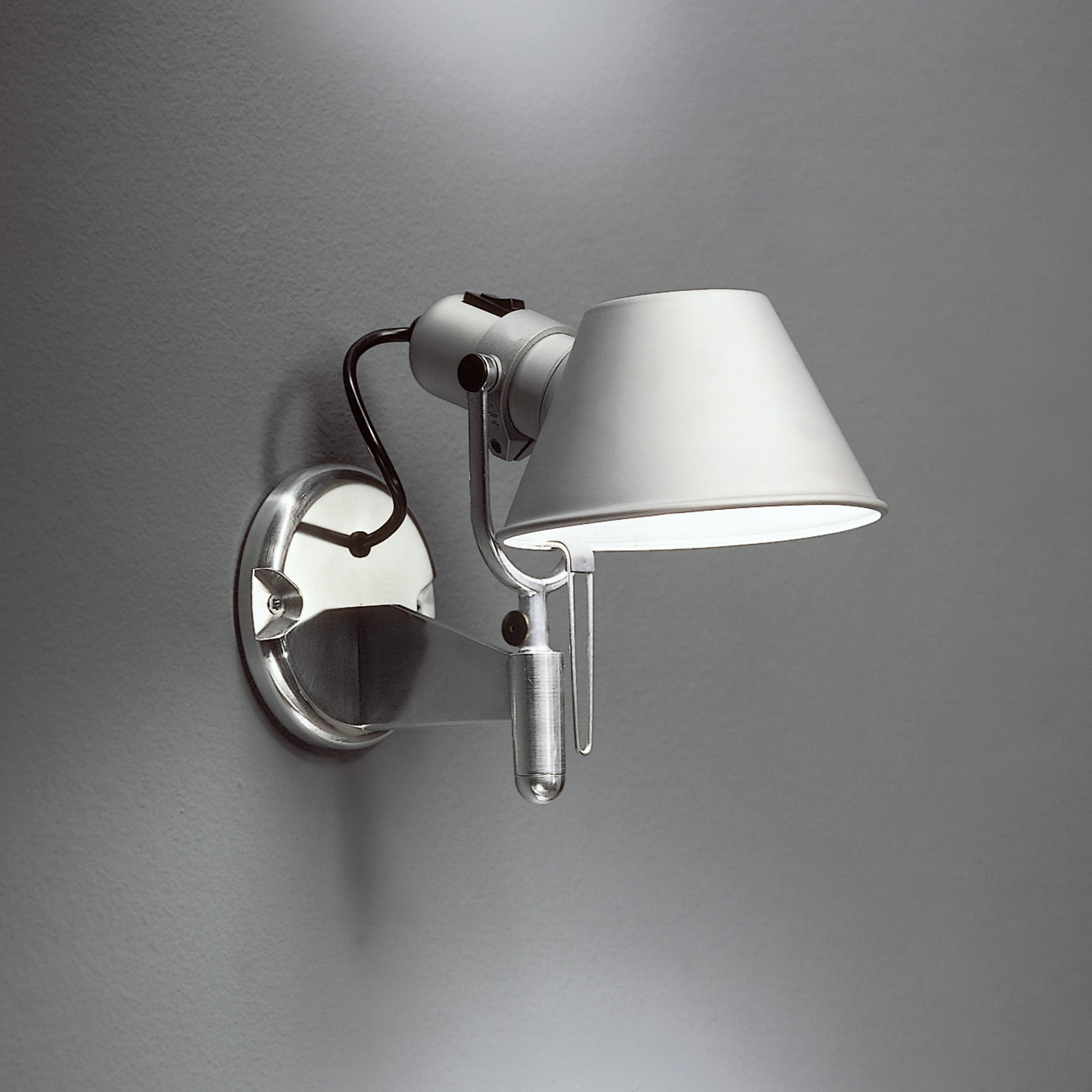 Mostra il prodotto Tolomeo Faretto Wall del produttore Artemide