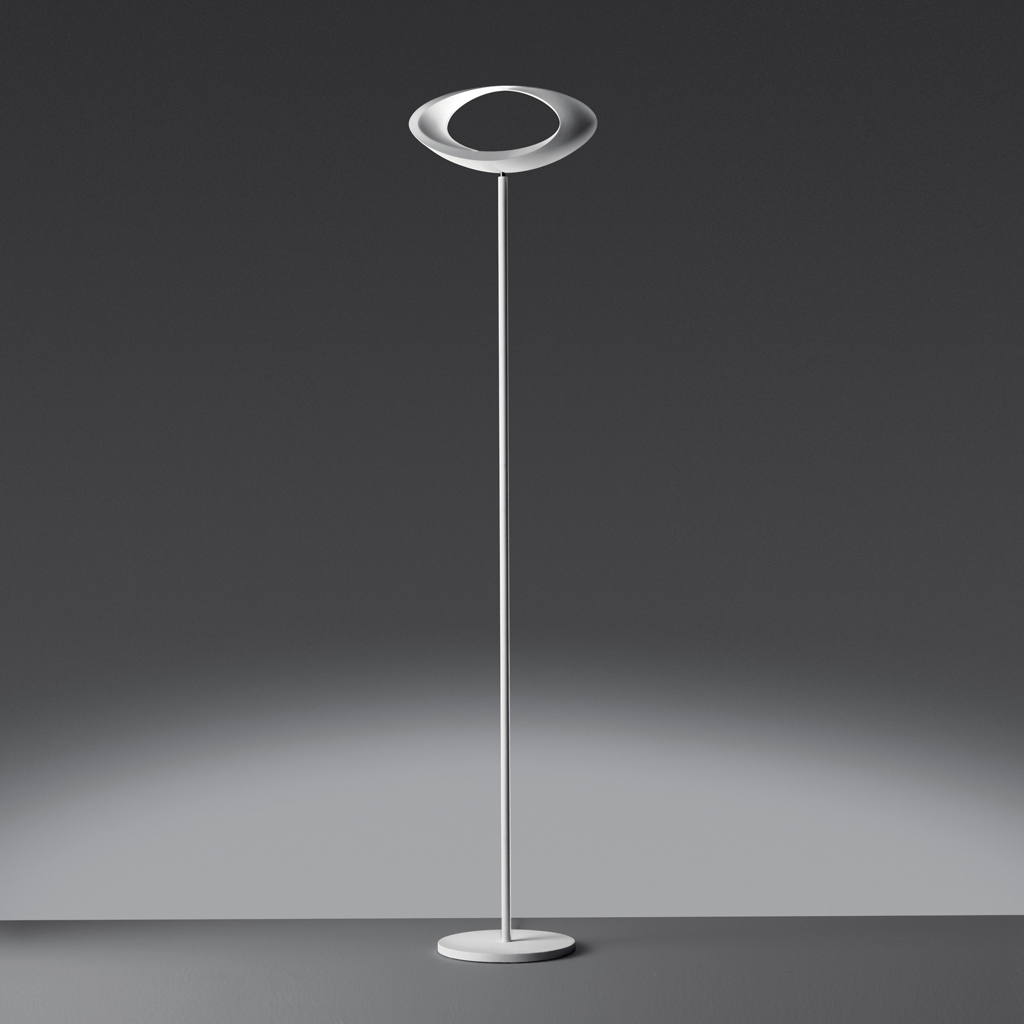 Produkt Cabildo Stehleuchte des Herstellers Artemide anzeigen