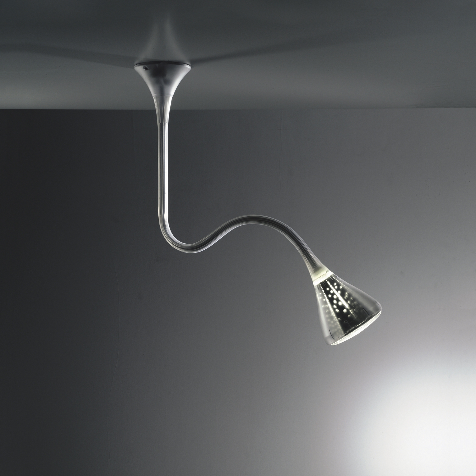 Display product Pipe Suspension from manufacturer Artemide