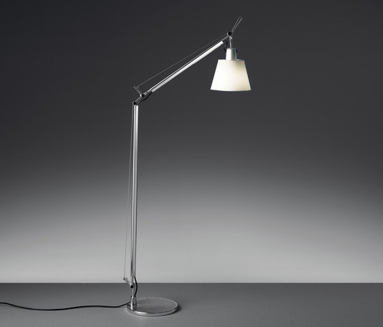 Mostrar el producto Tolomeo Basculante Reading Floor del fabricante Artemide