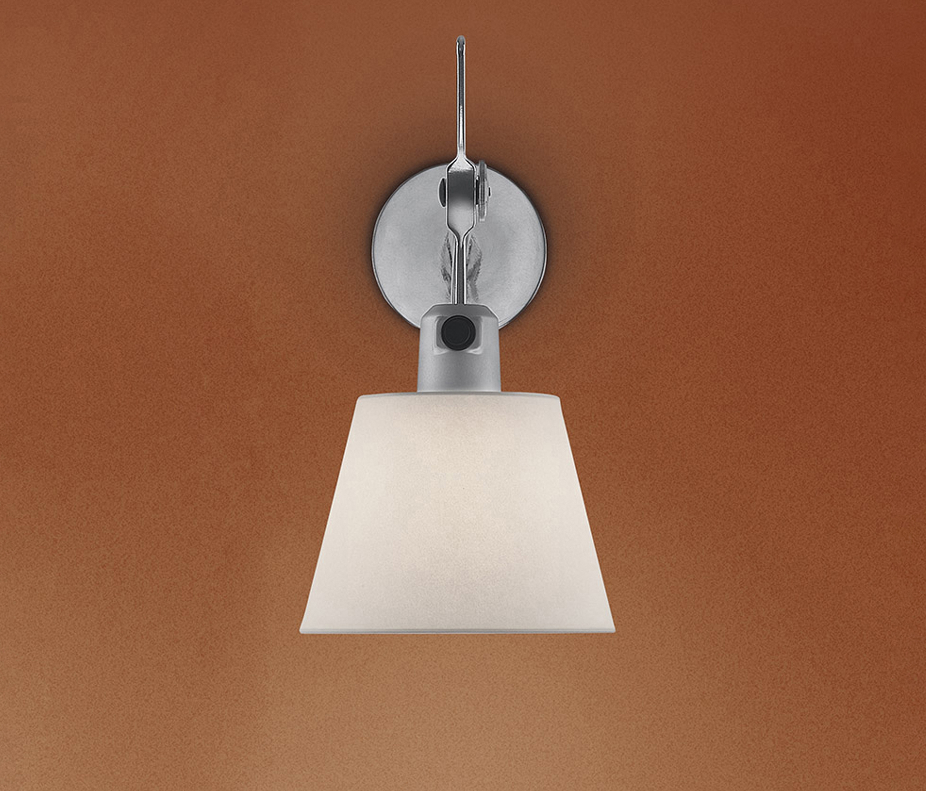 Display product Tolomeo Diffusore 18 Wall from manufacturer Artemide