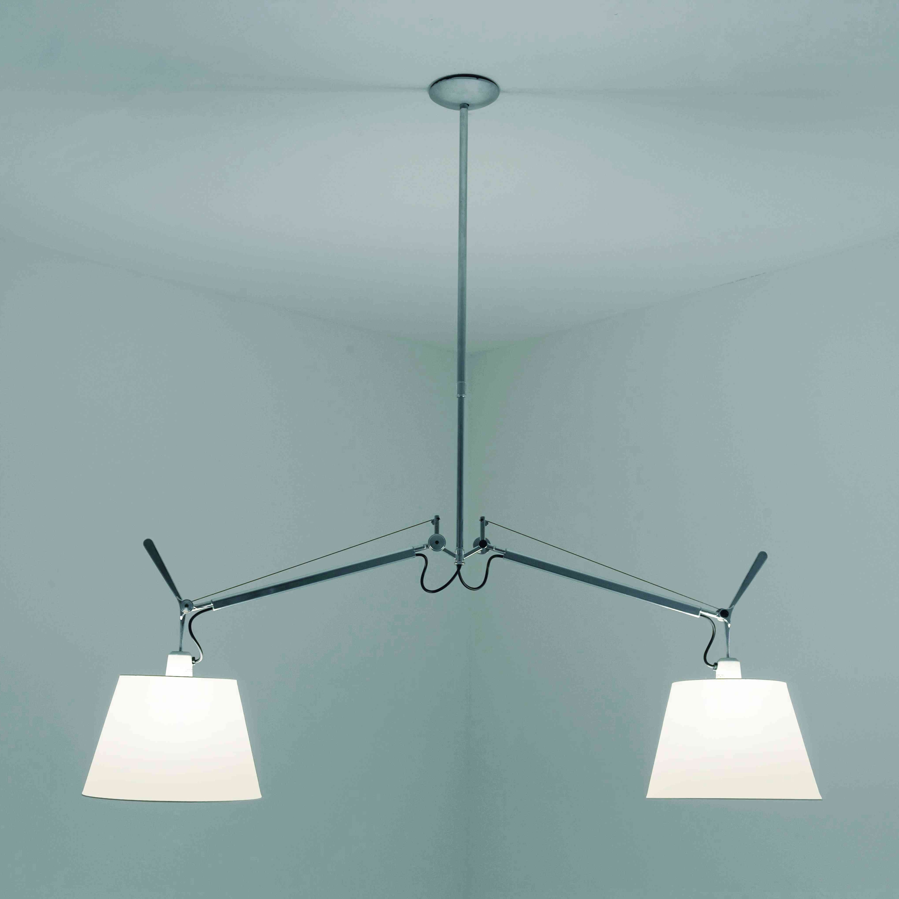 Produkt Tolomeo Basculante Due Bracci Pendelleuchte des Herstellers Artemide anzeigen