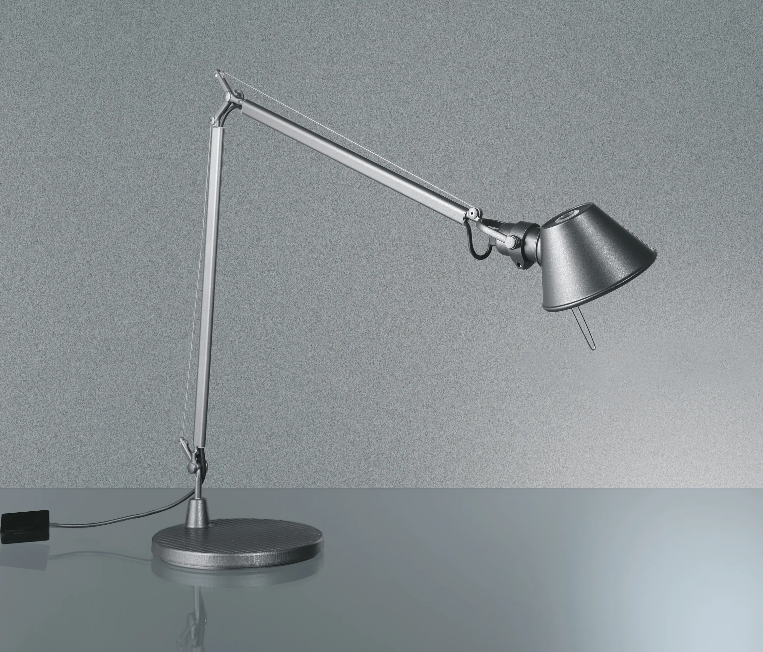 Artemide - Tolomeo Midi LED Table