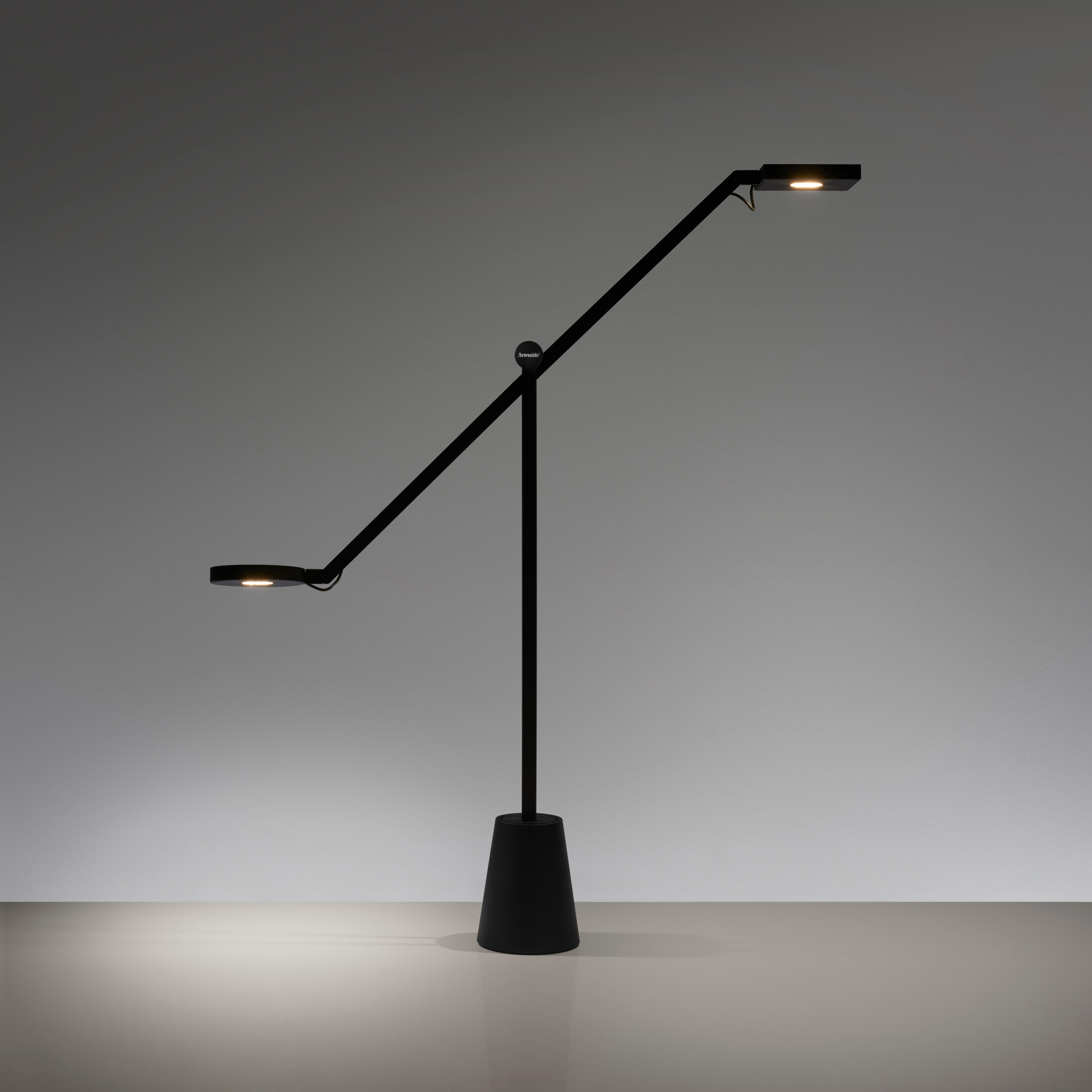 Display product Equilibrist from manufacturer Artemide