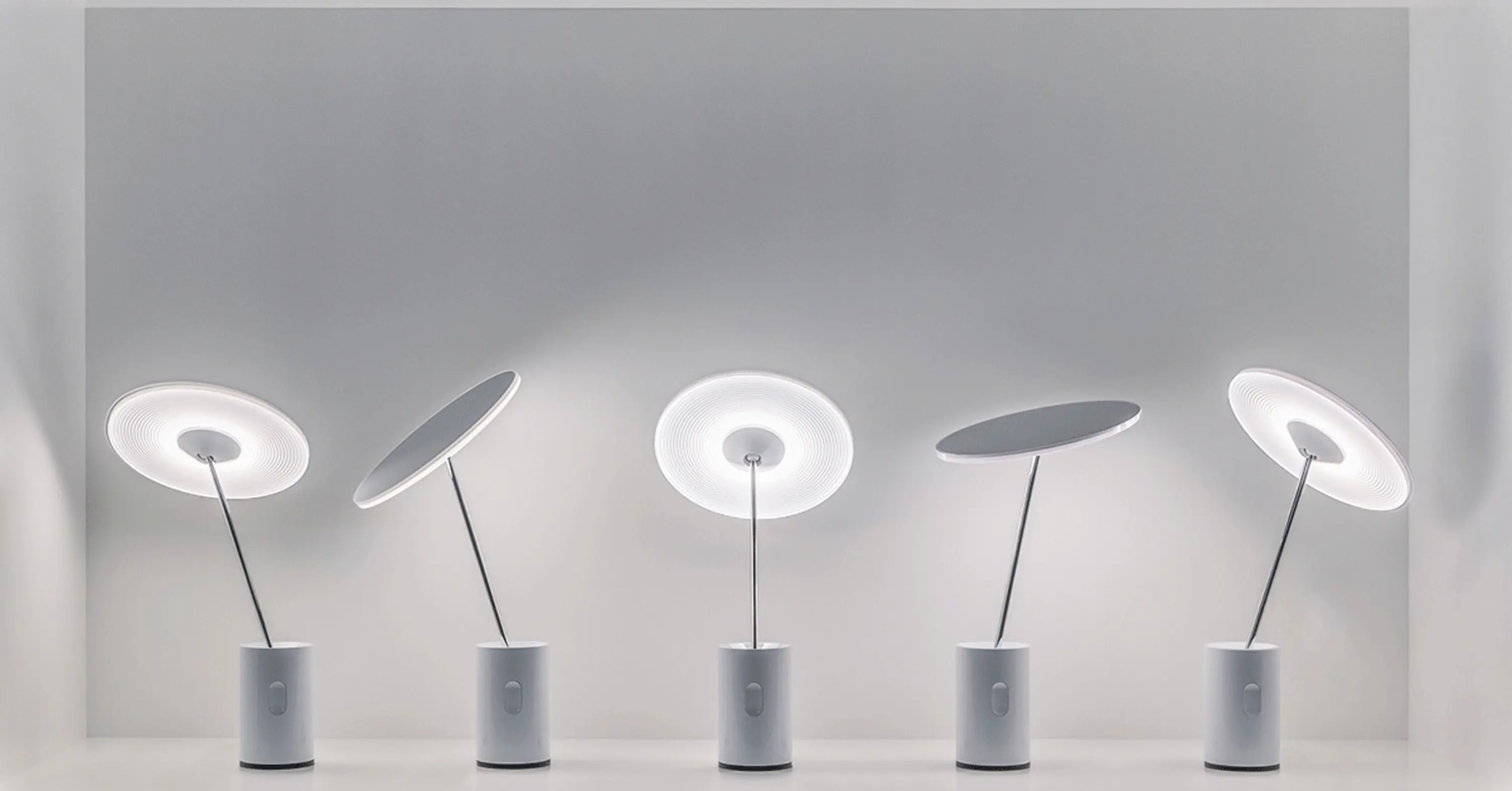 Artemide - Sisifo Table