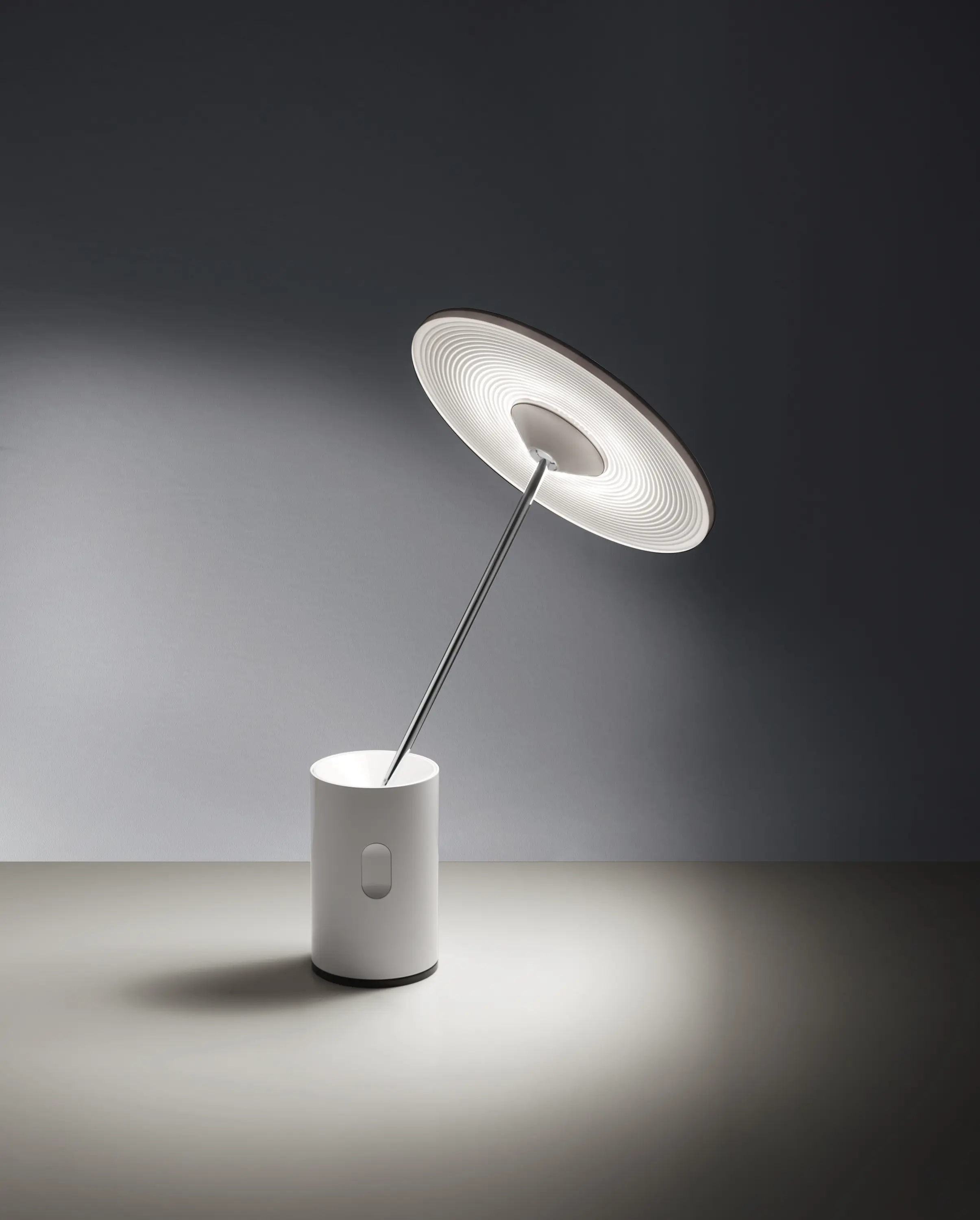 Artemide - Sisifo Table