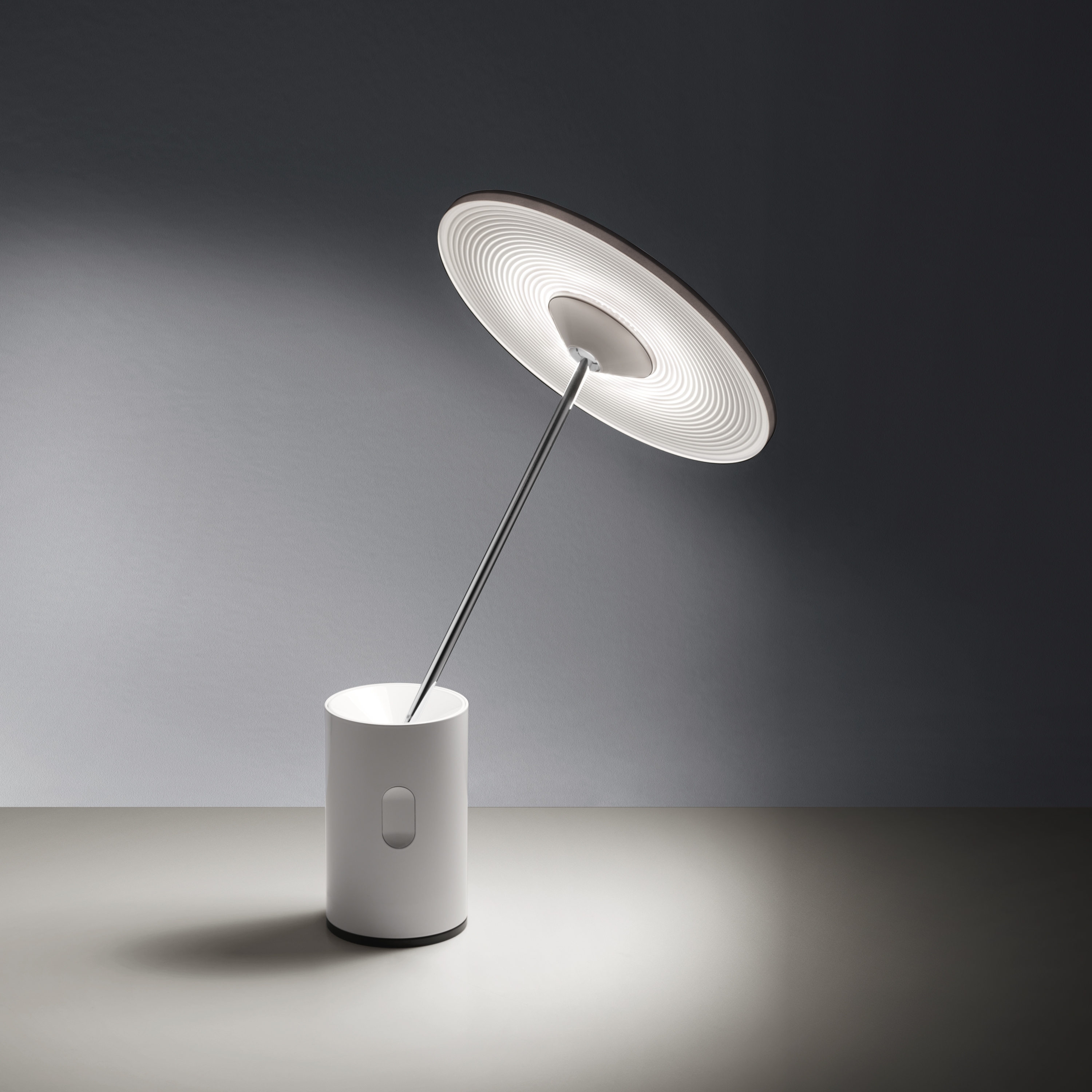 Display product Sisifo Table from manufacturer Artemide