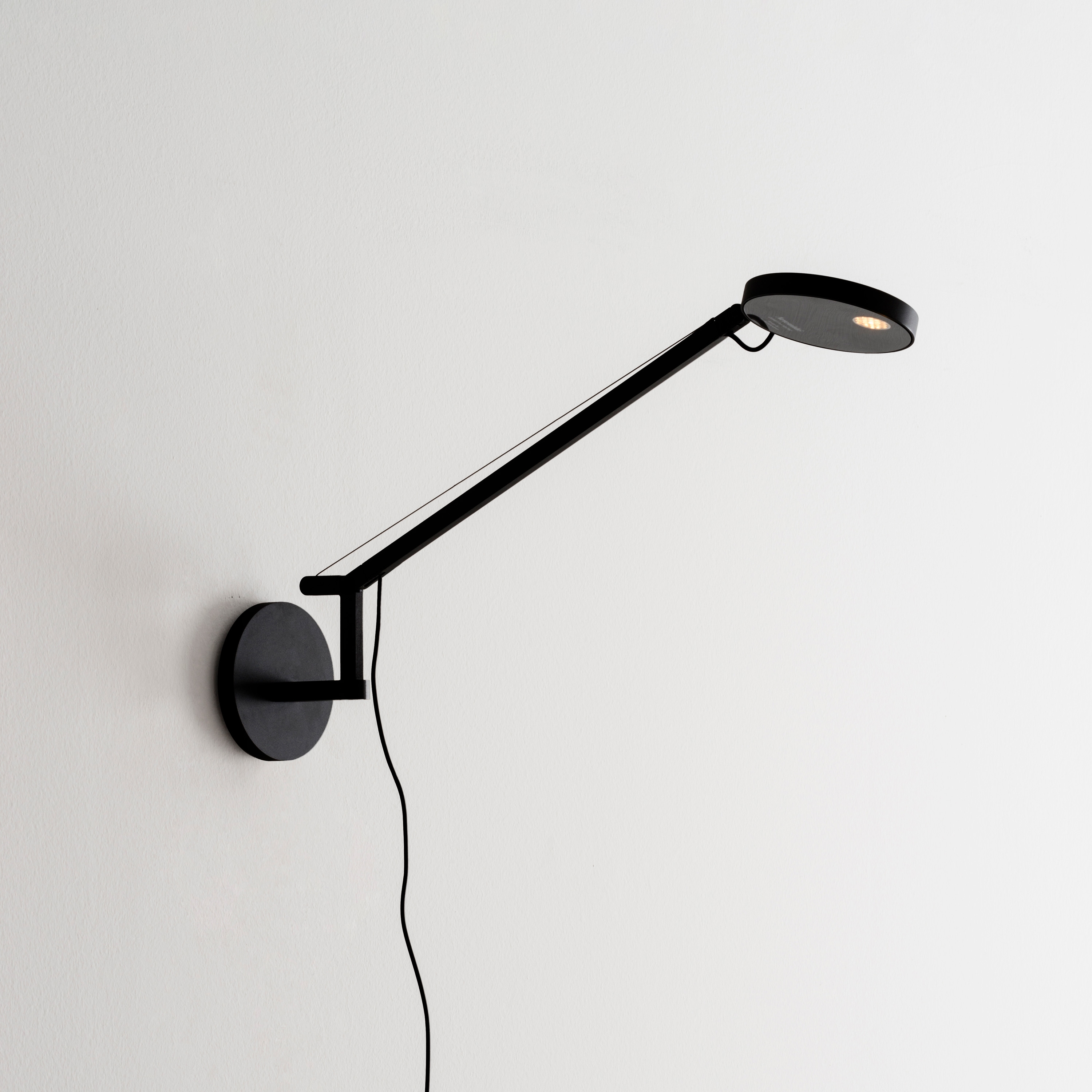 Demetra Micro Wall