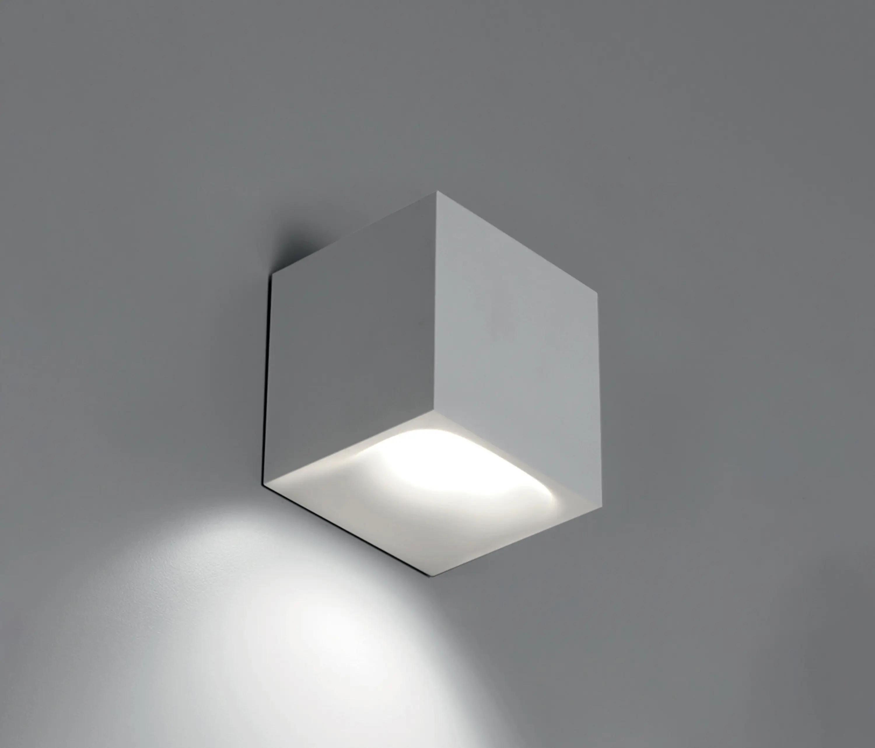 Artemide - Aede Wall
