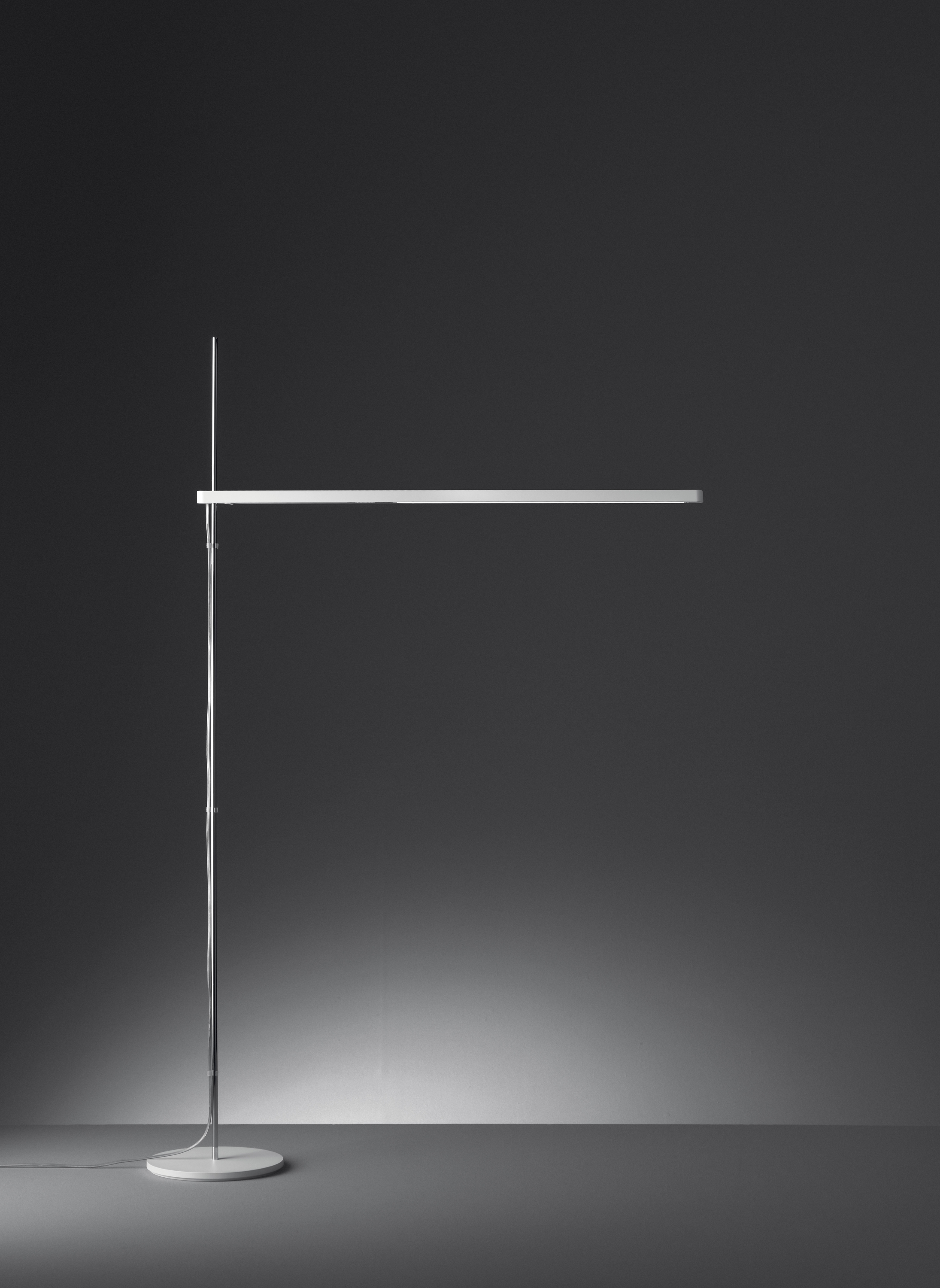 Afficher le produit Talak Professional Reading Floor du fabricant Artemide