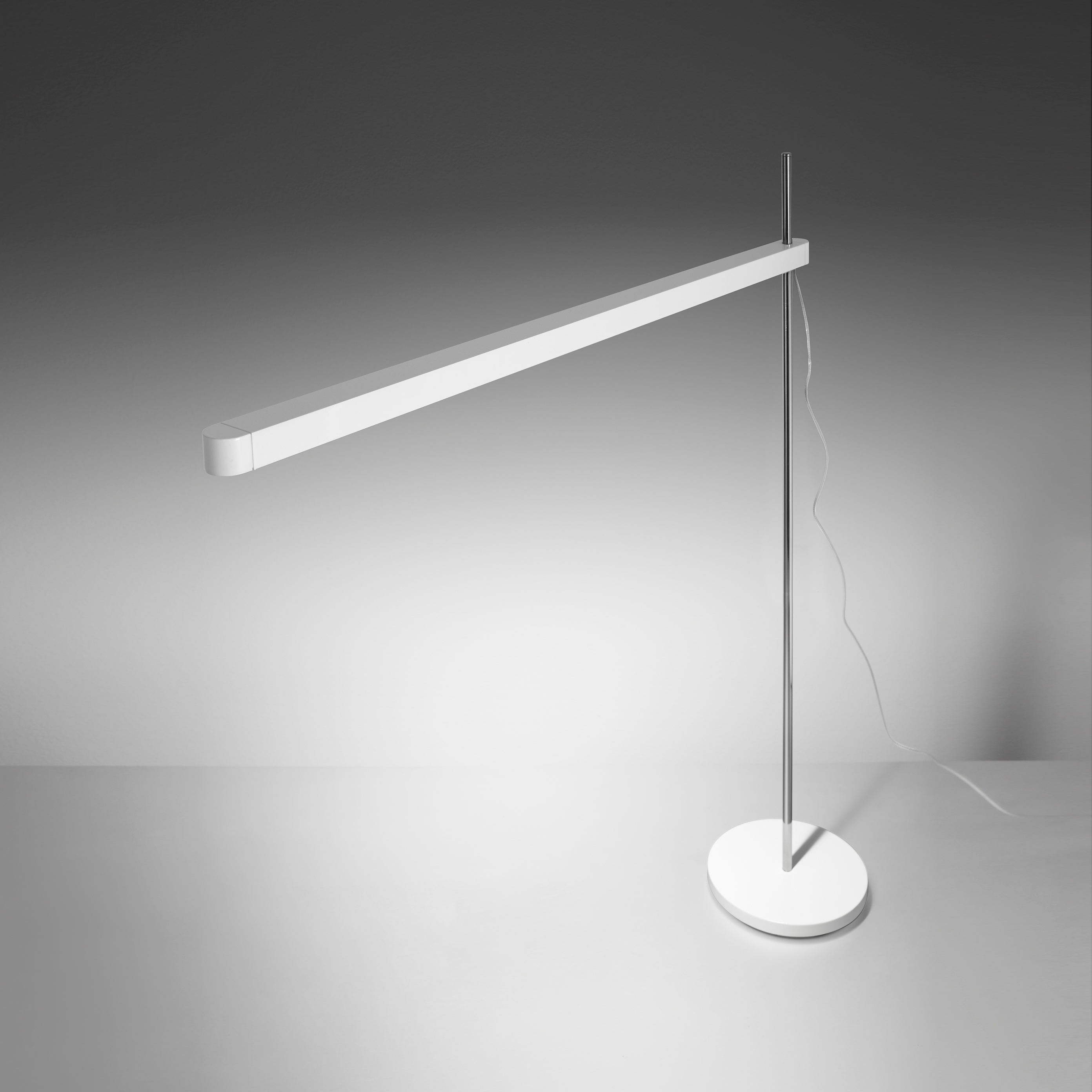 Mostra il prodotto Talak Professional Table del produttore Artemide