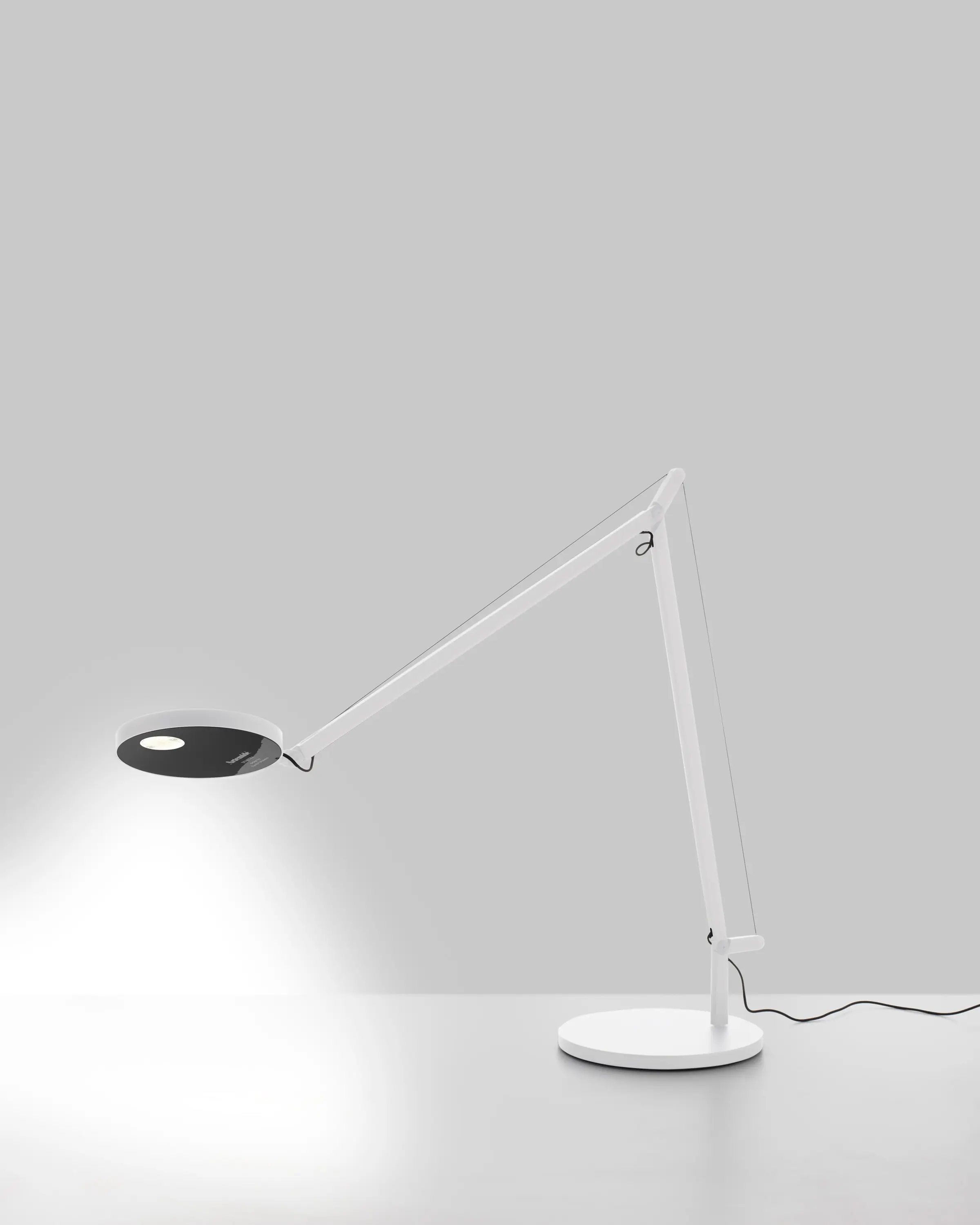 Artemide - Demetra Table
