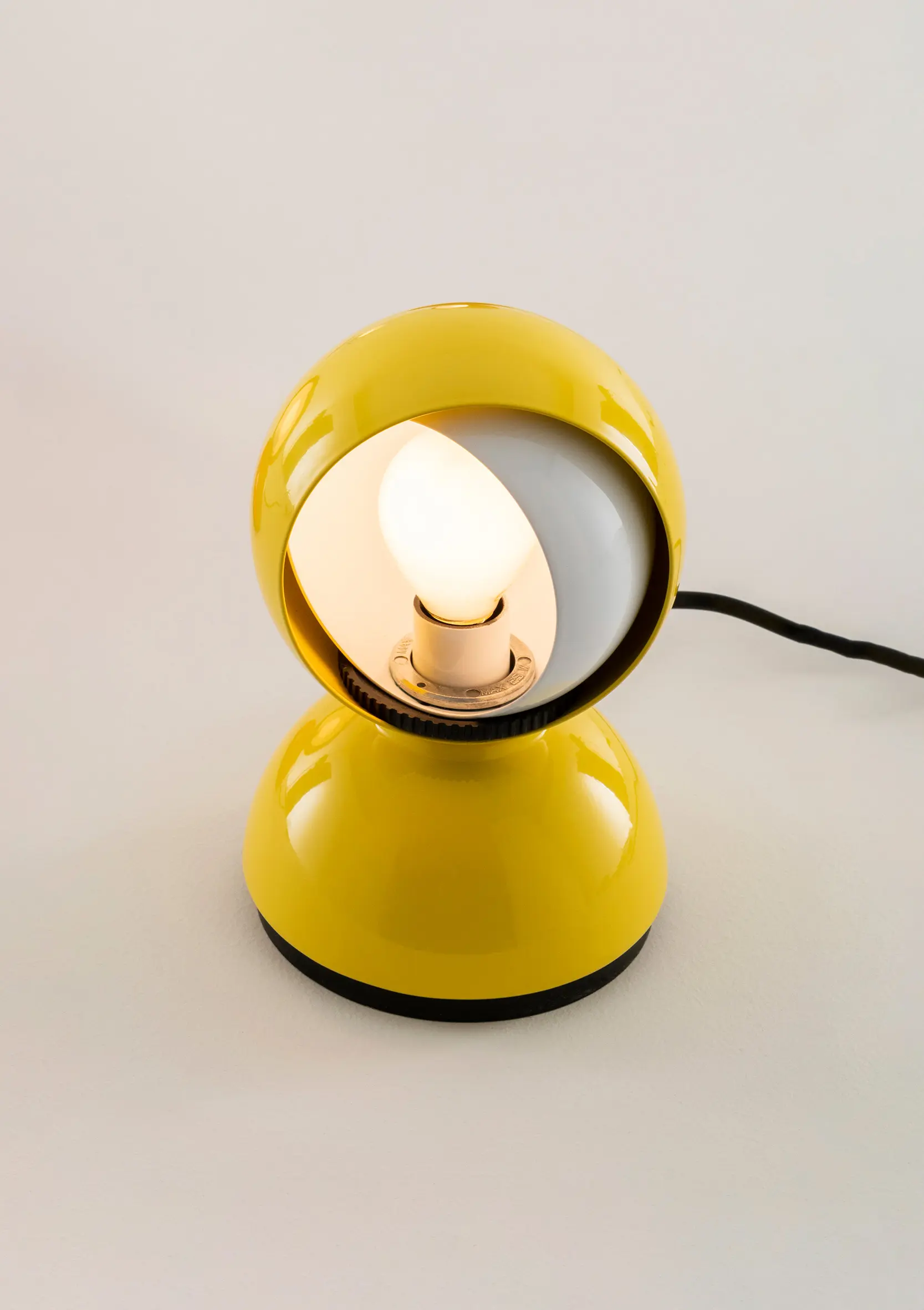 Artemide - Eclisse