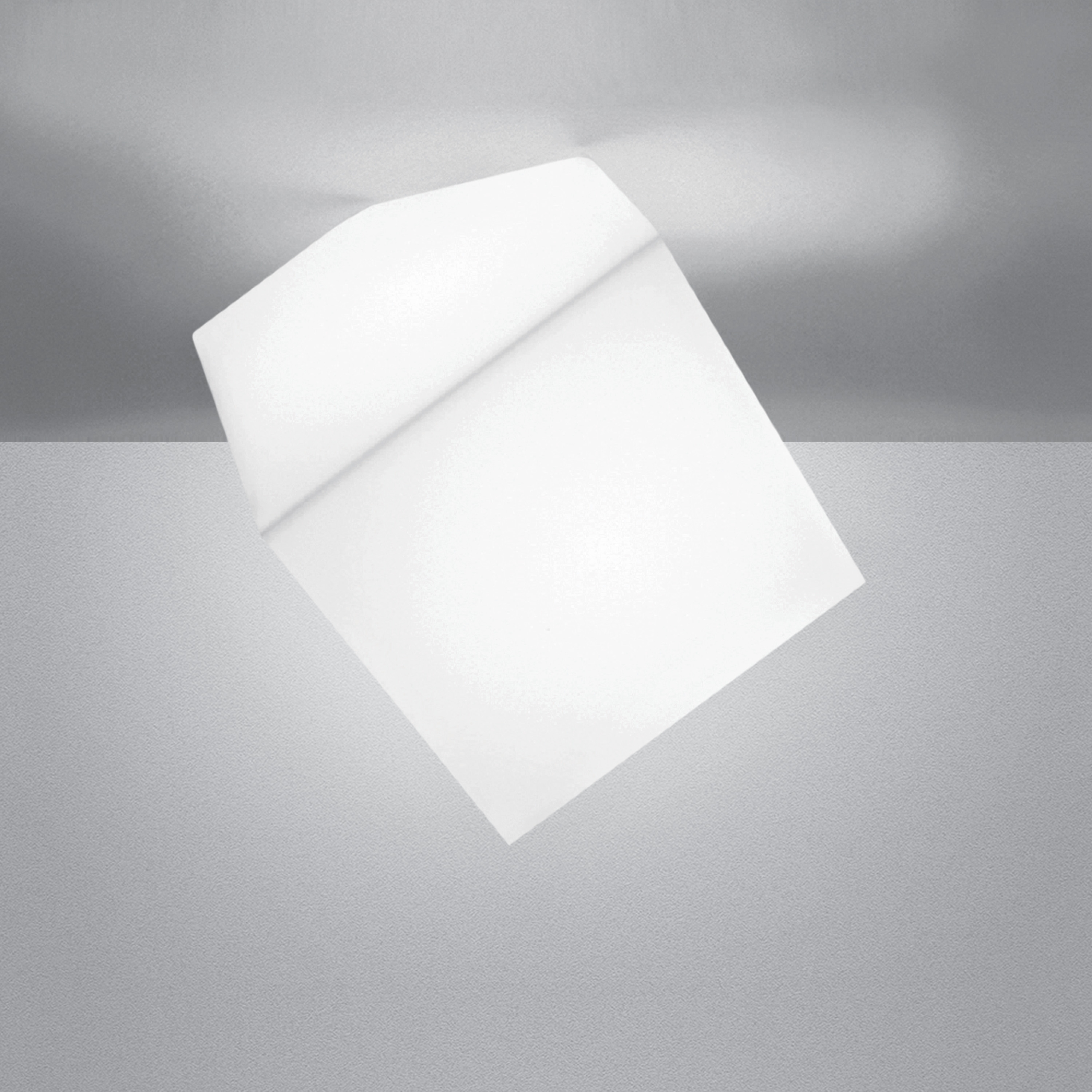 Mostra il prodotto Edge 30 Wall/Ceiling del produttore Artemide