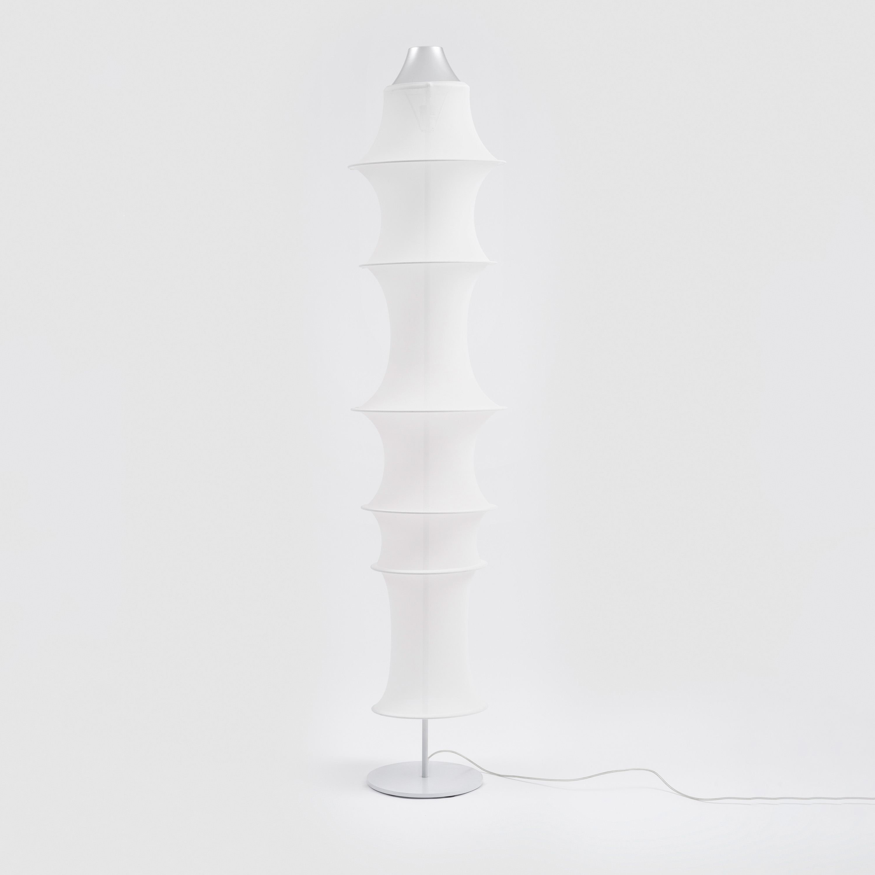 Mostra il prodotto Falkland Floor del produttore Artemide
