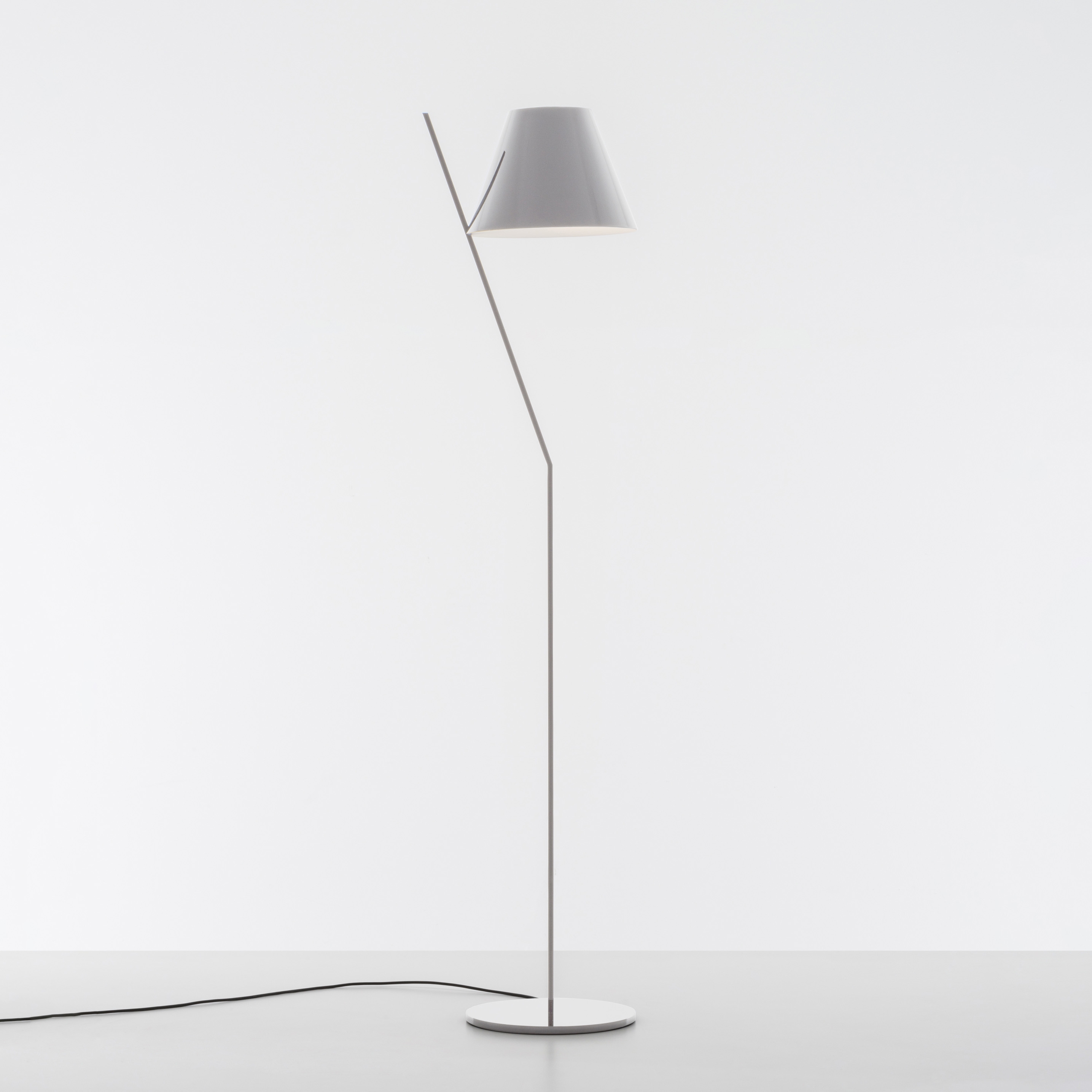 Afficher le produit La Petite Floor du fabricant Artemide