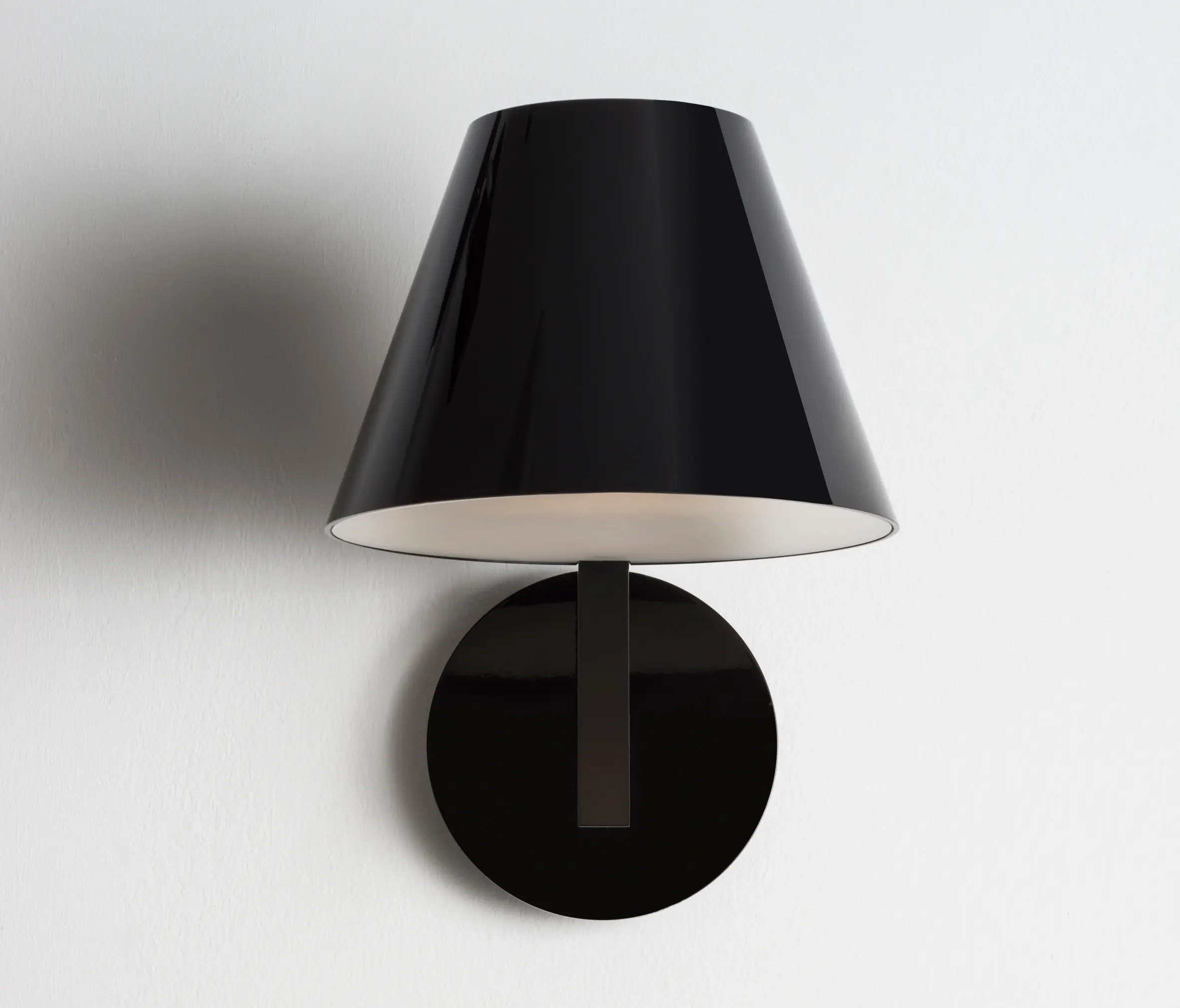 Artemide - La Petite Wall