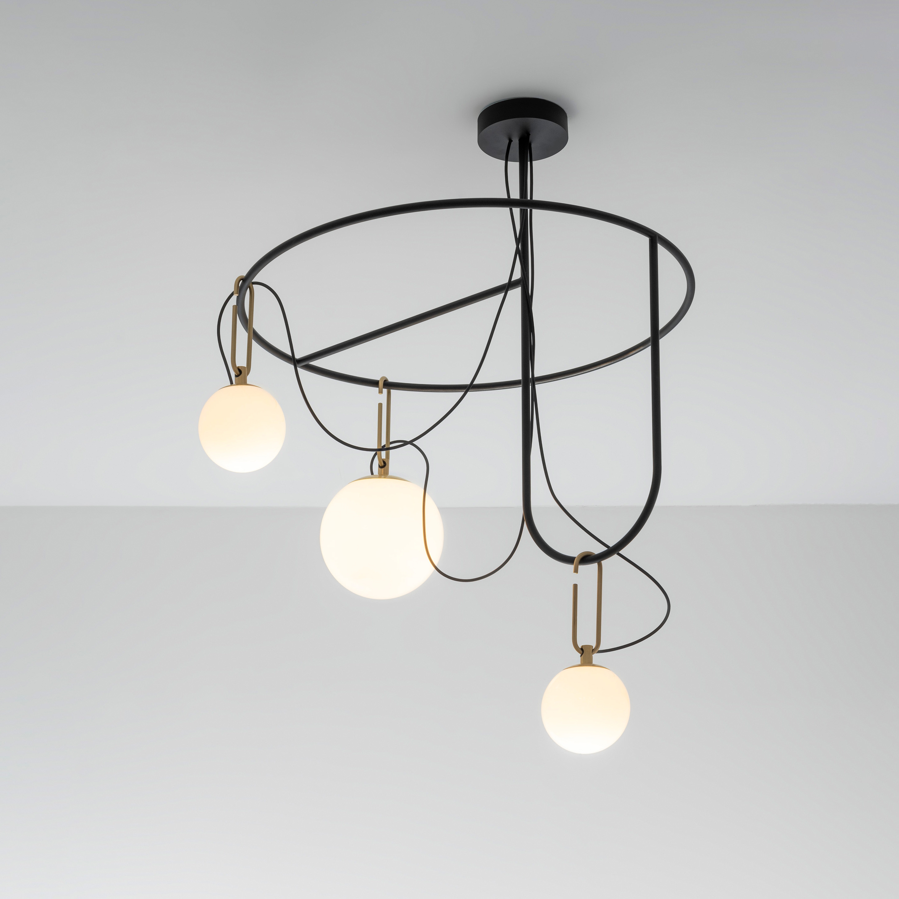 Display product nh S4 Circular from manufacturer Artemide