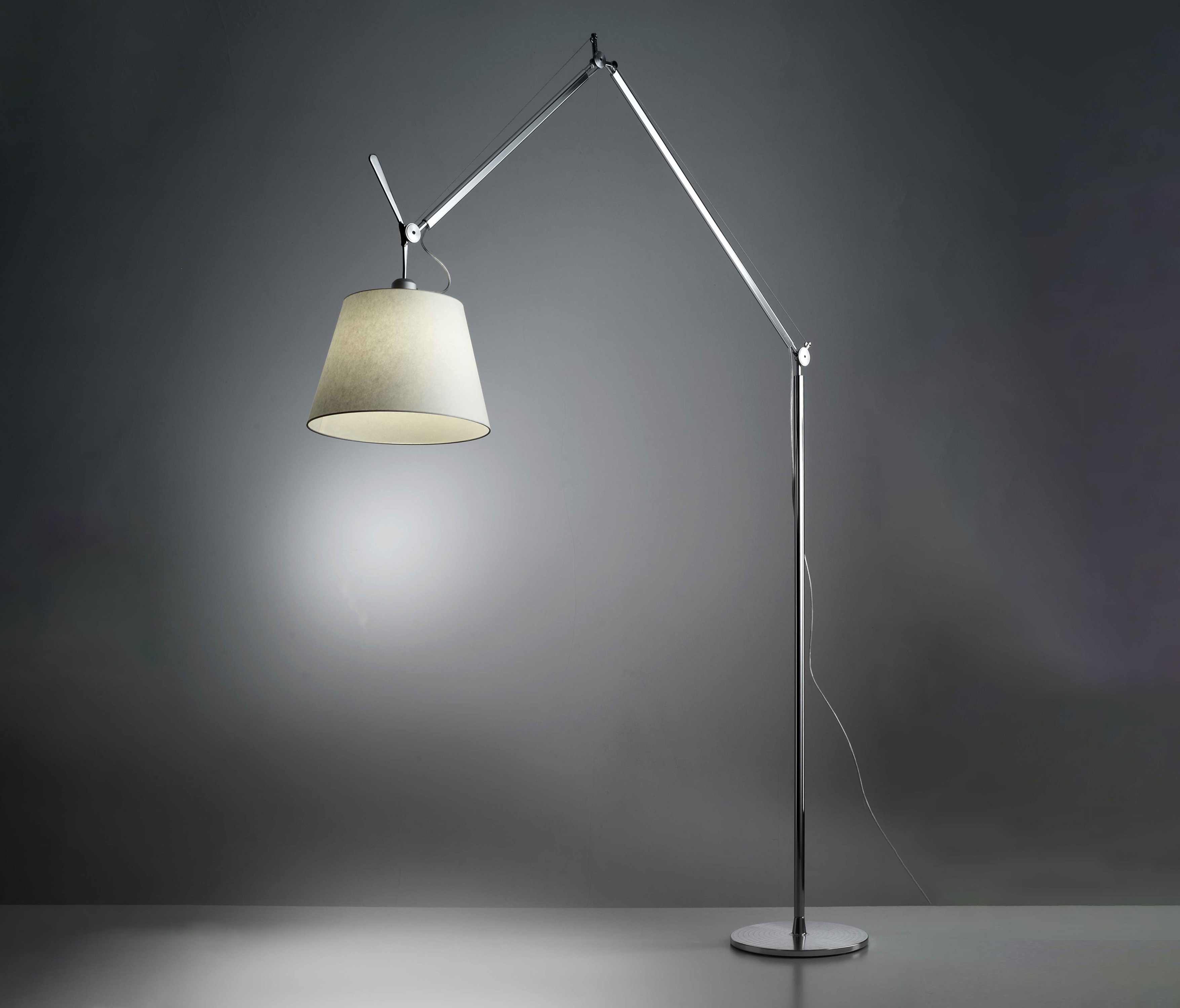 Afficher le produit Tolomeo Mega Floor du fabricant Artemide