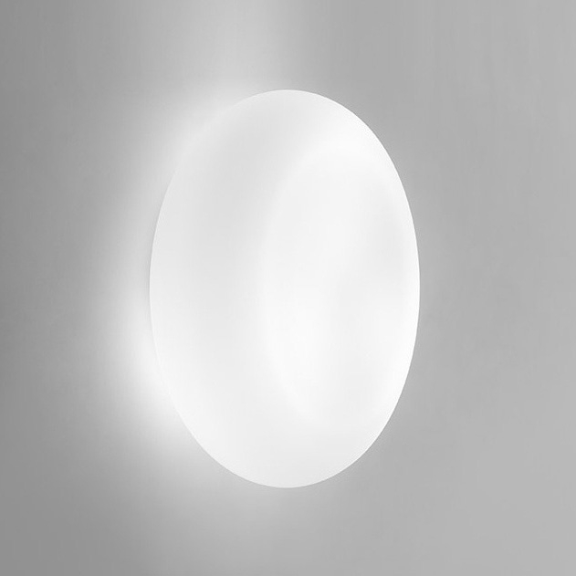 Mostra il prodotto Itka 35 Wall/Ceiling del produttore Artemide
