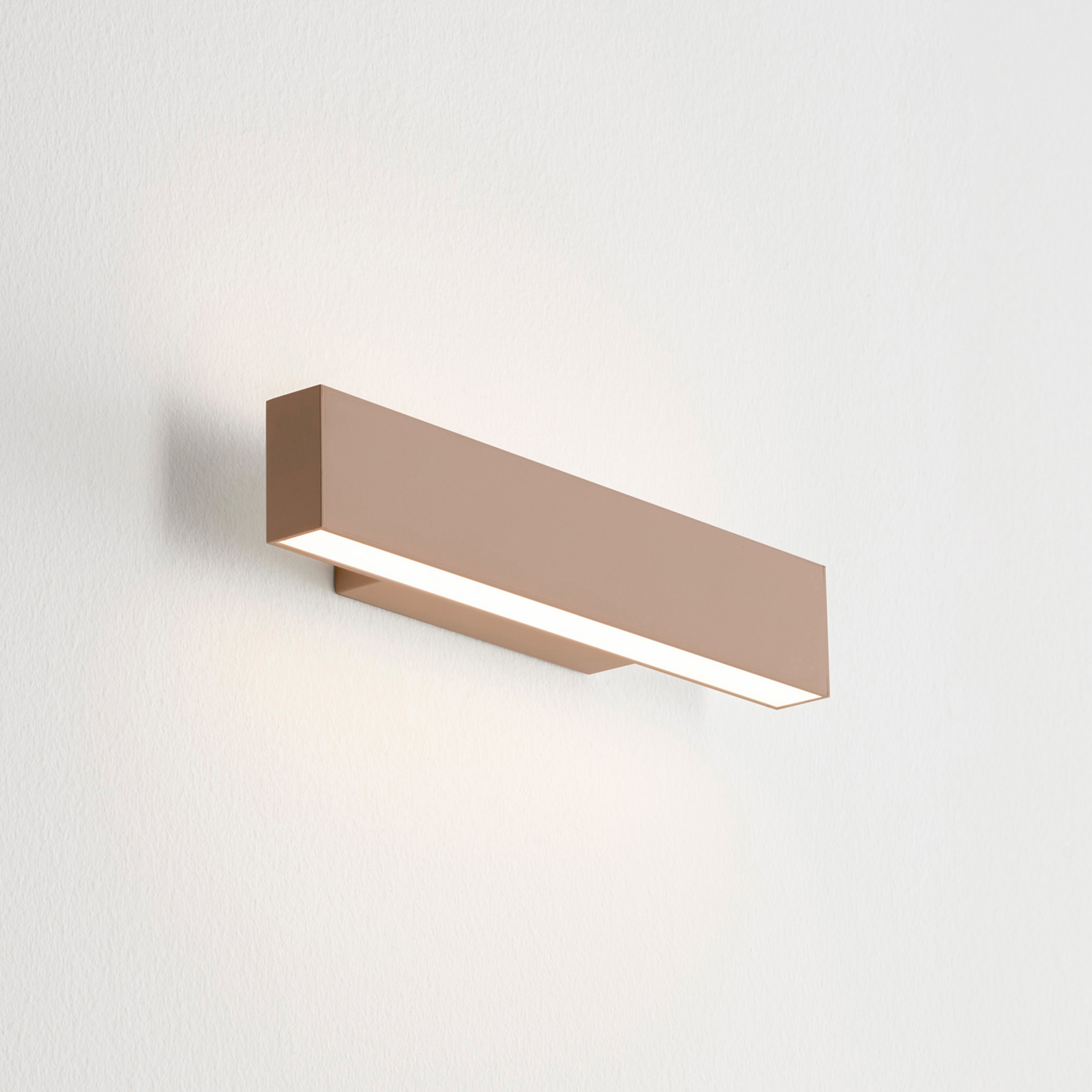 Display product A.24 Wall 30 from manufacturer Artemide