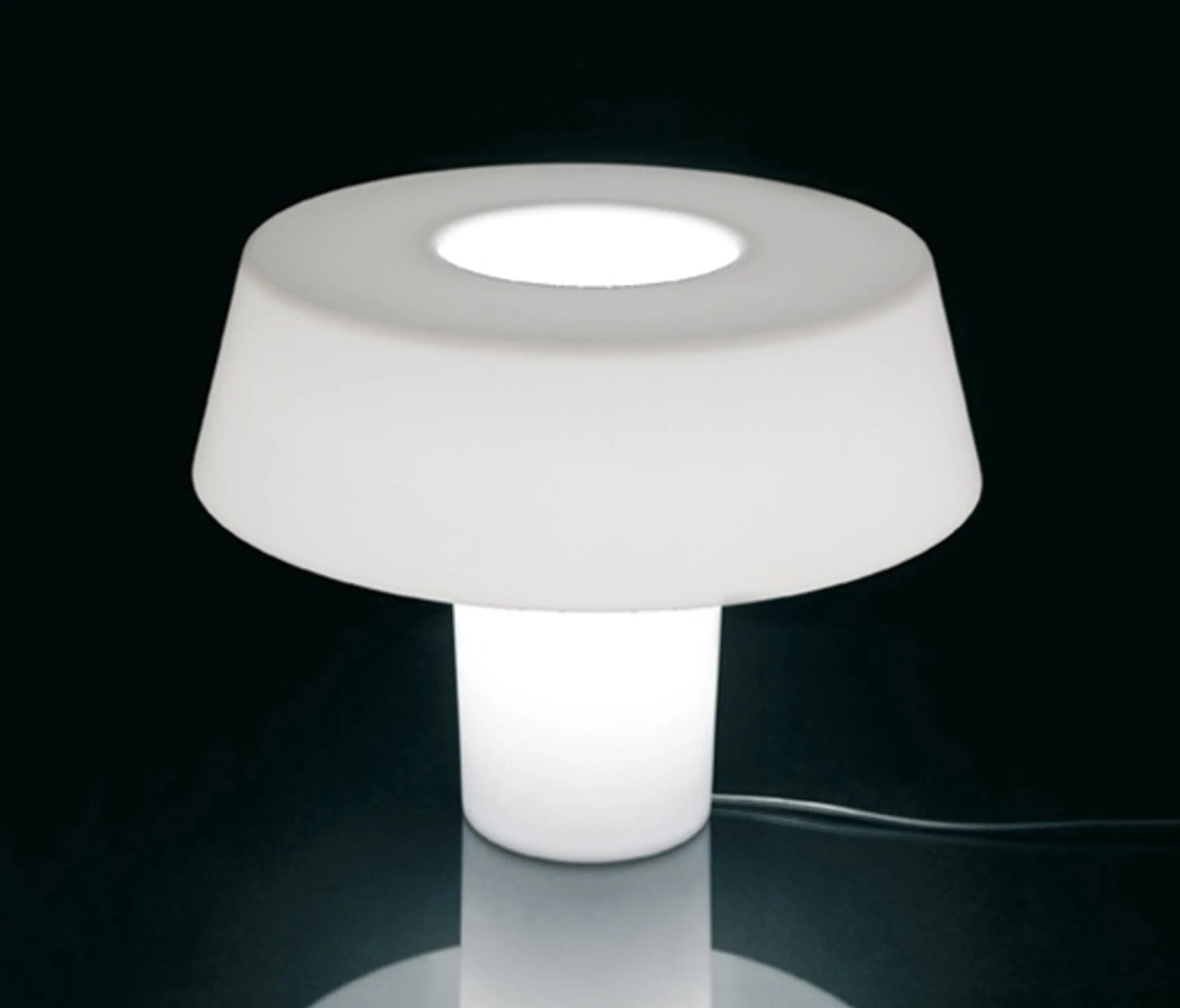 Artemide - Amami Table