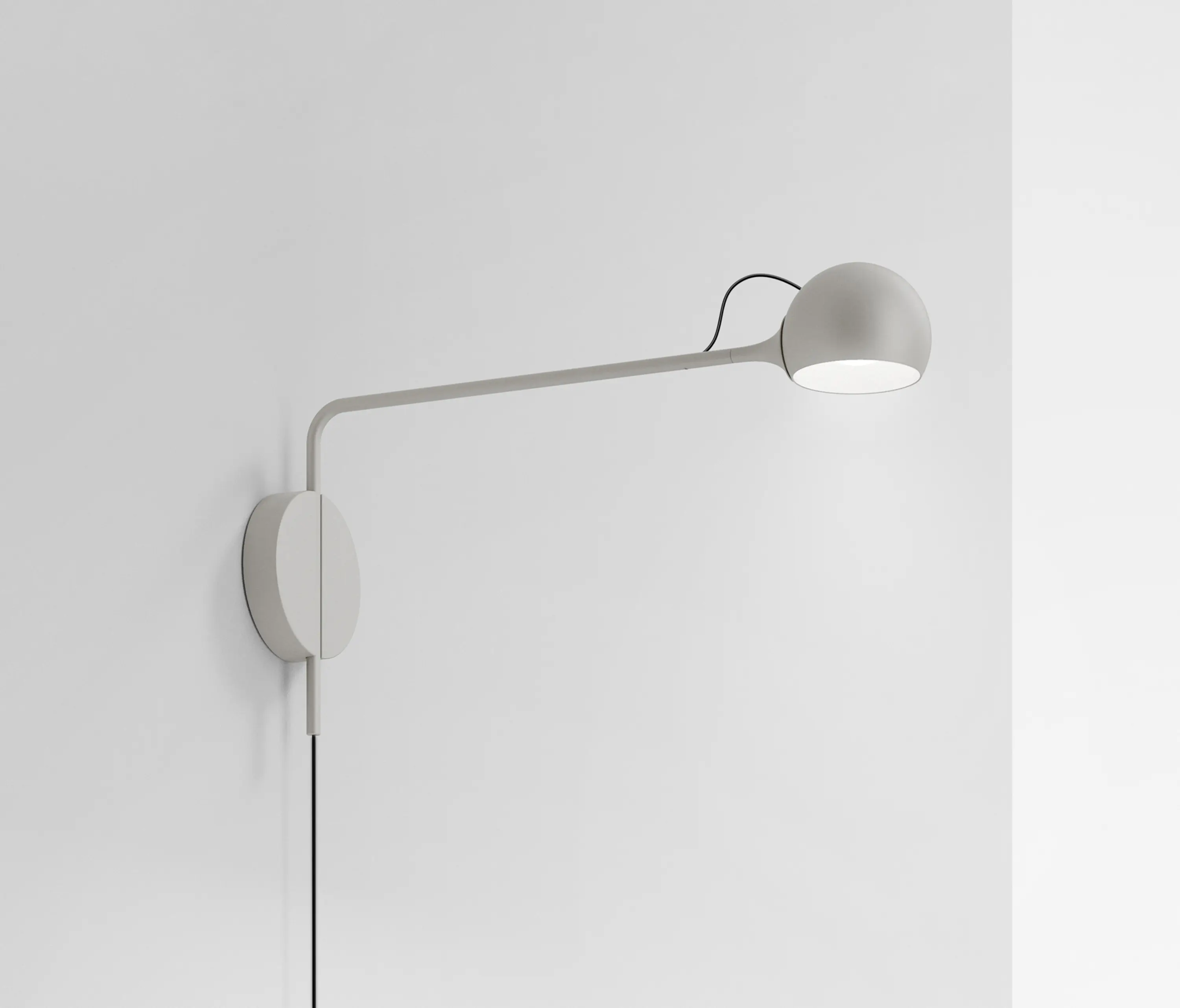 Artemide - Ixa Wall Plug