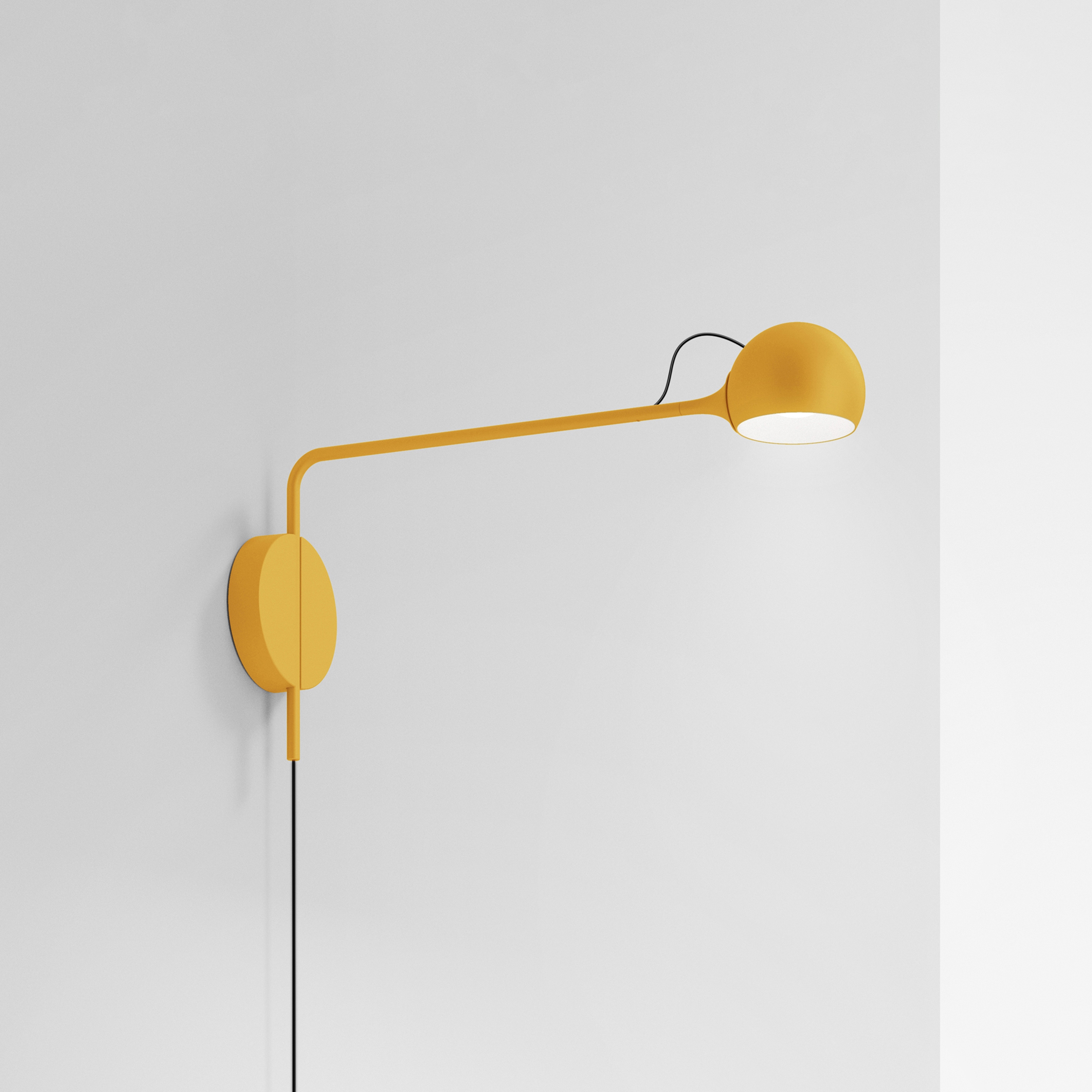 Ixa Wall Plug
