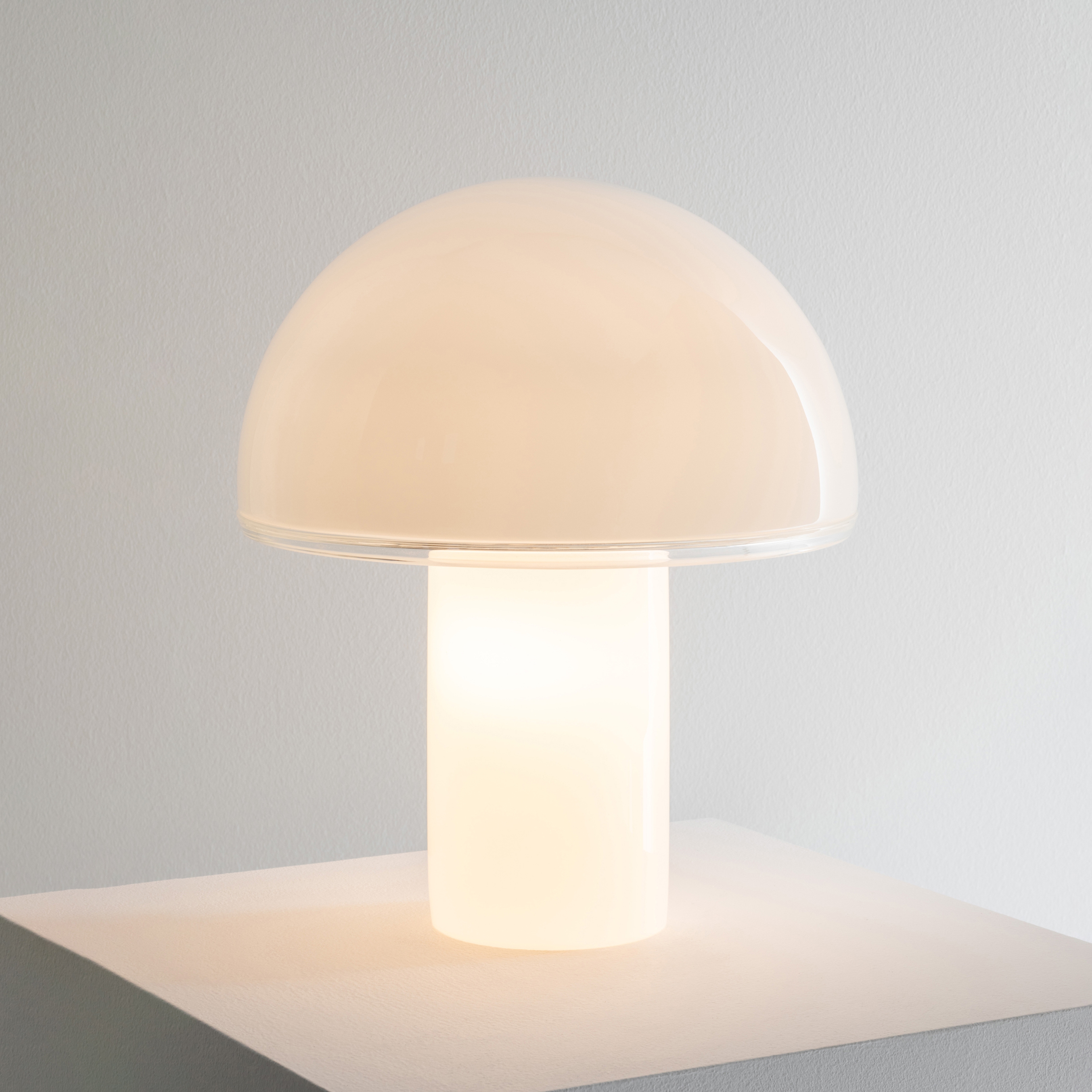 Mostra il prodotto Onfale Grande del produttore Artemide