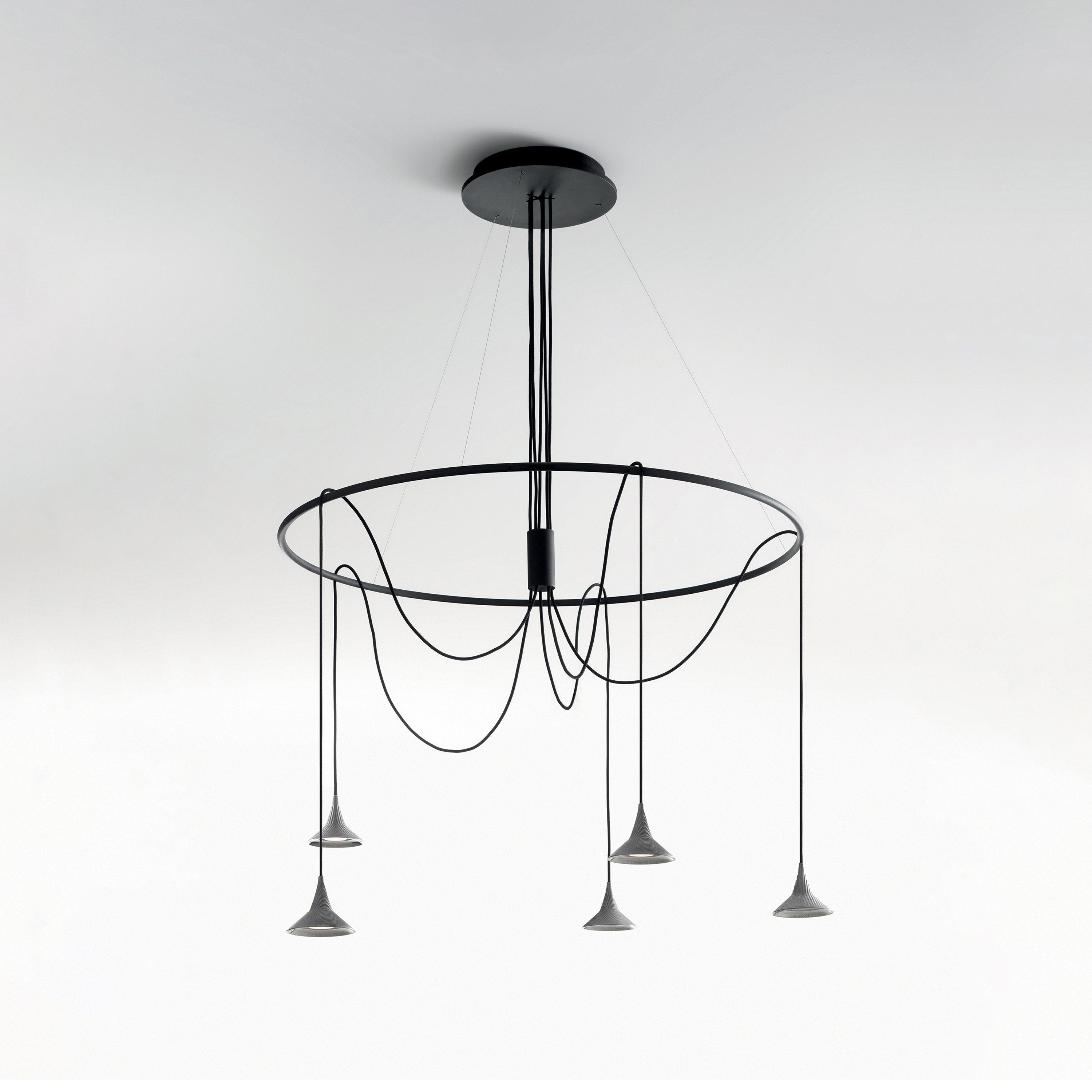 Mostrar el producto Unterlinden Chandelier Ring del fabricante Artemide