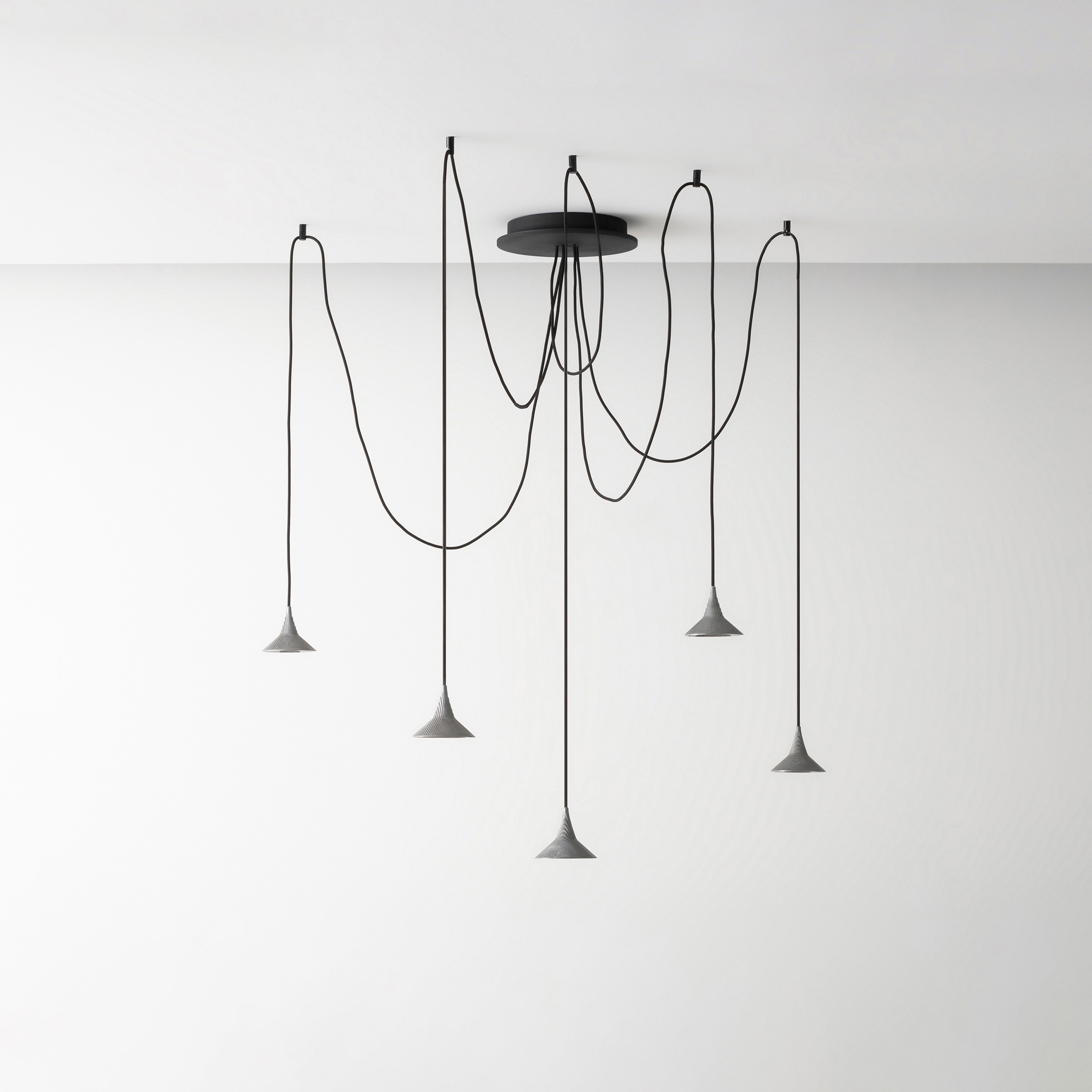 Mostra il prodotto Unterlinden Chandelier Free del produttore Artemide