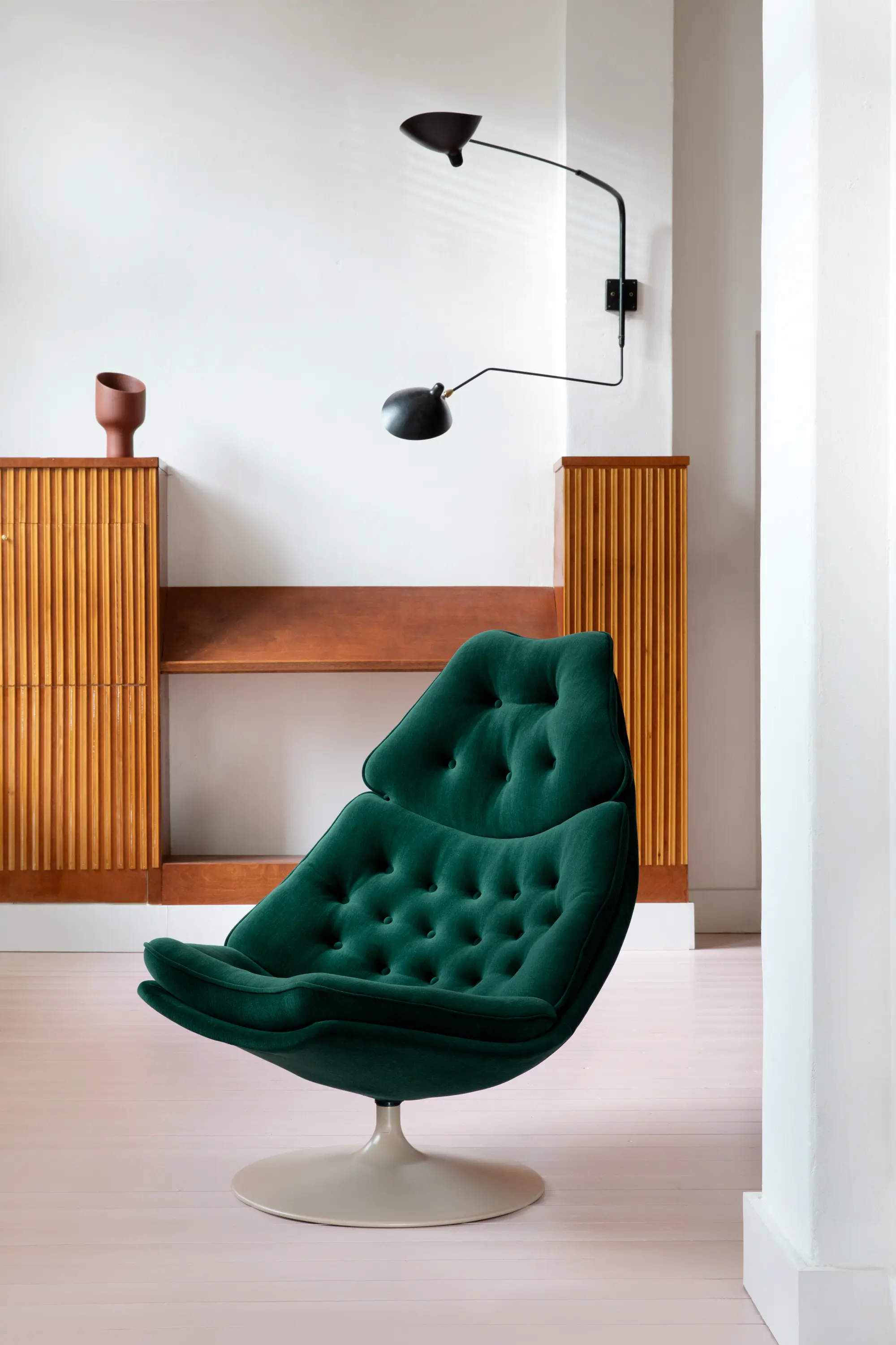 Artifort - F 587