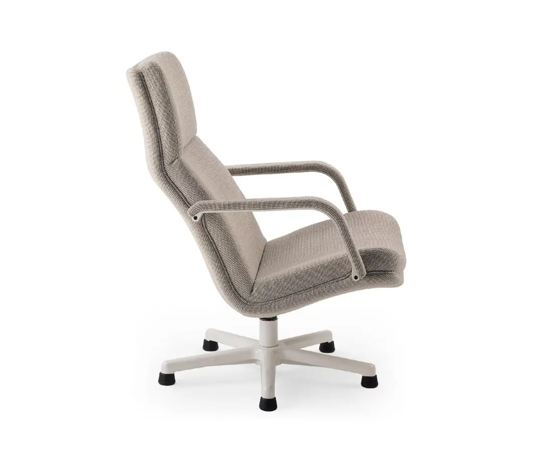 Artifort - F 154