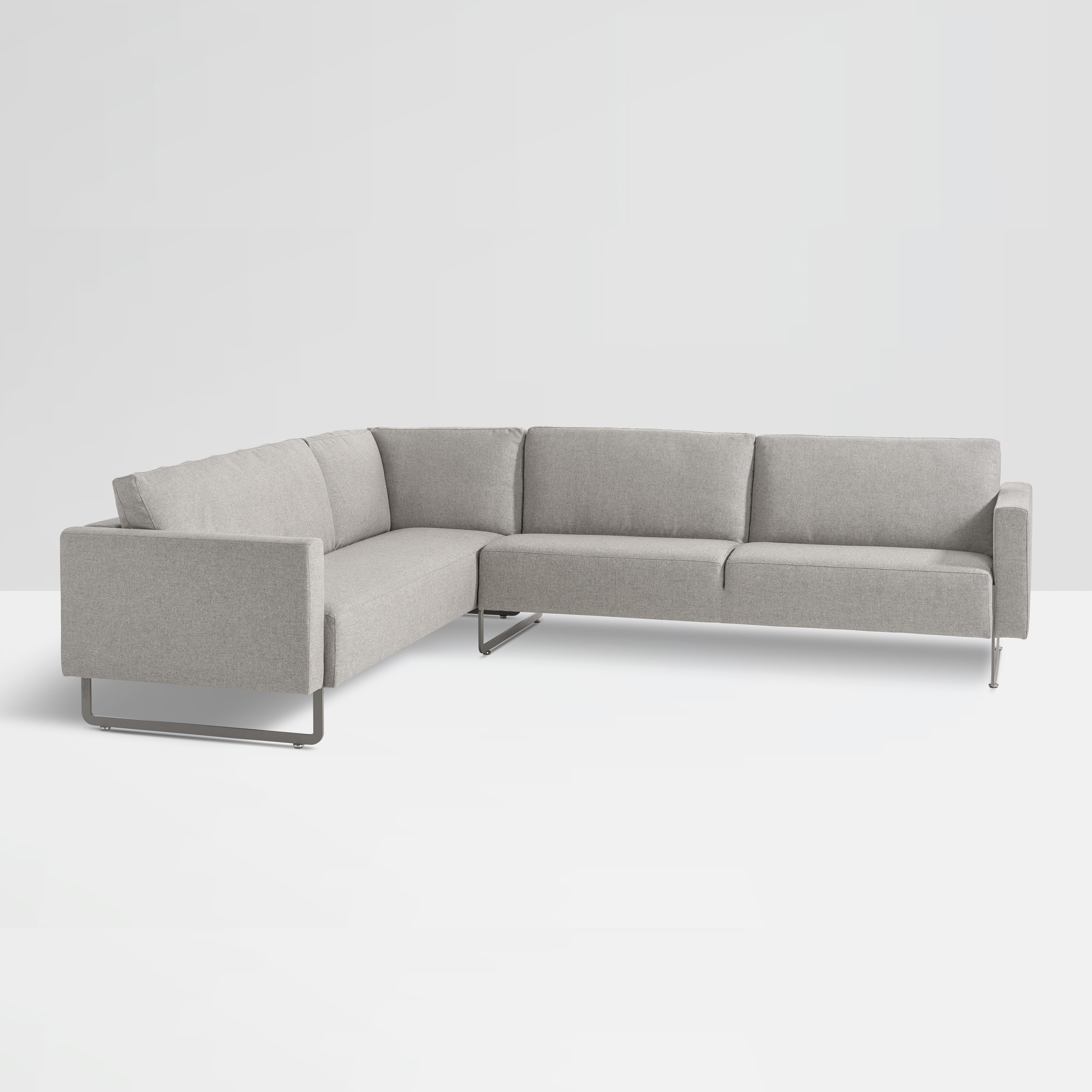 Display product Mare Loose Cushion from manufacturer Artifort