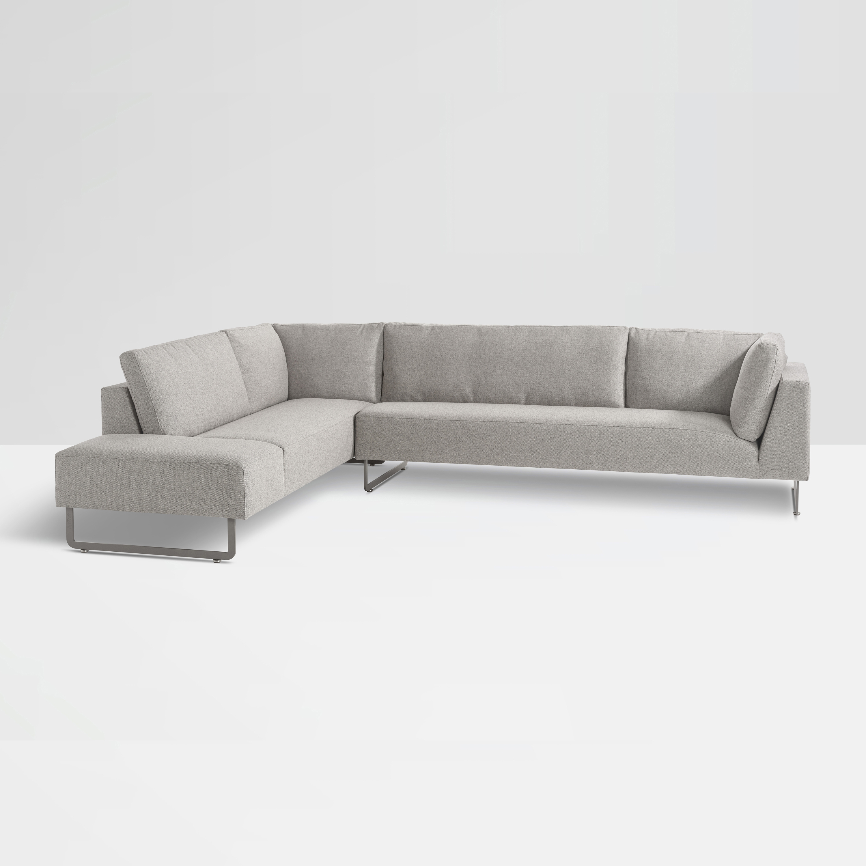 Display product Mare Loose Cushion from manufacturer Artifort