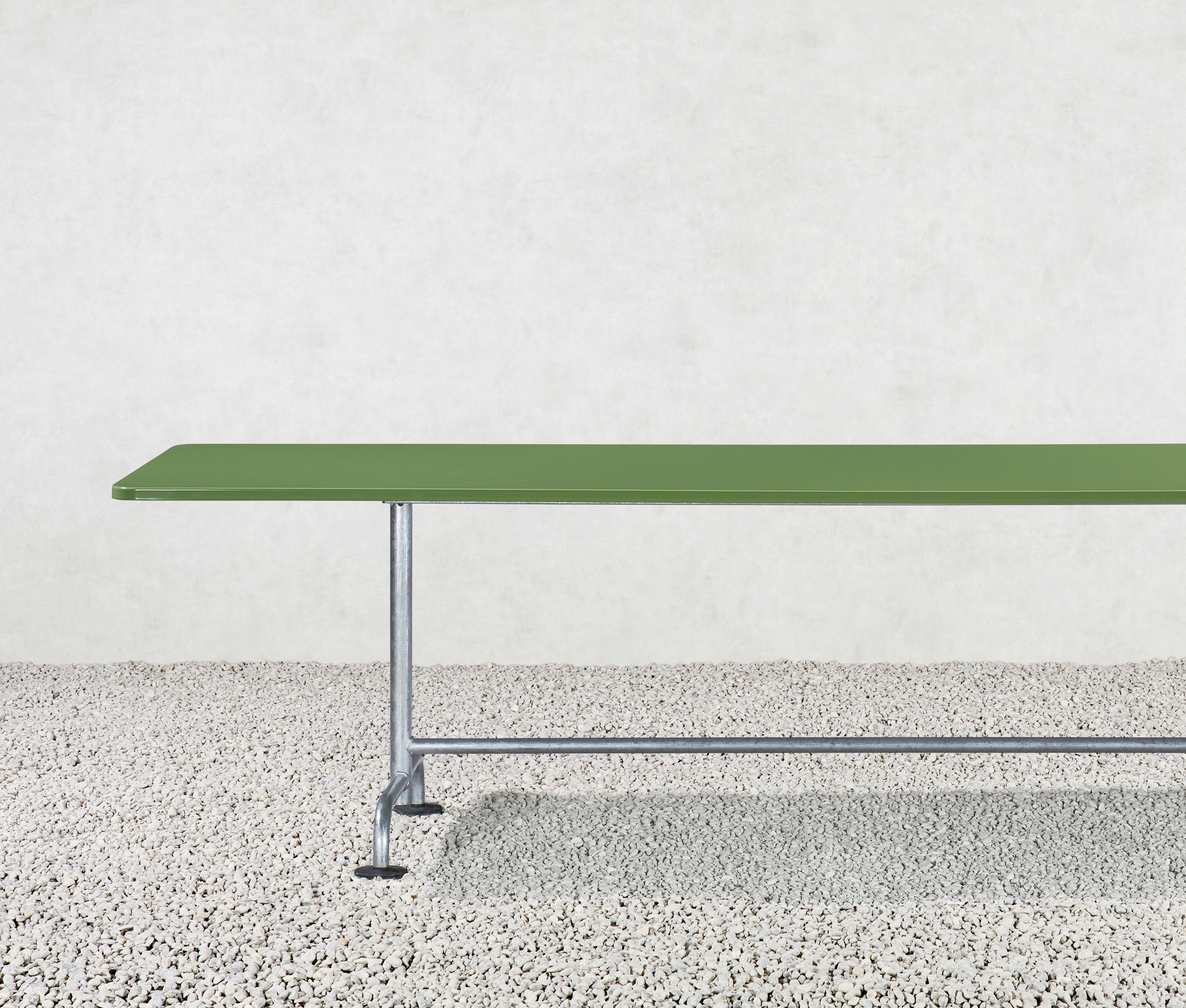 Display product The classic garden table from manufacturer Atelier Alinea