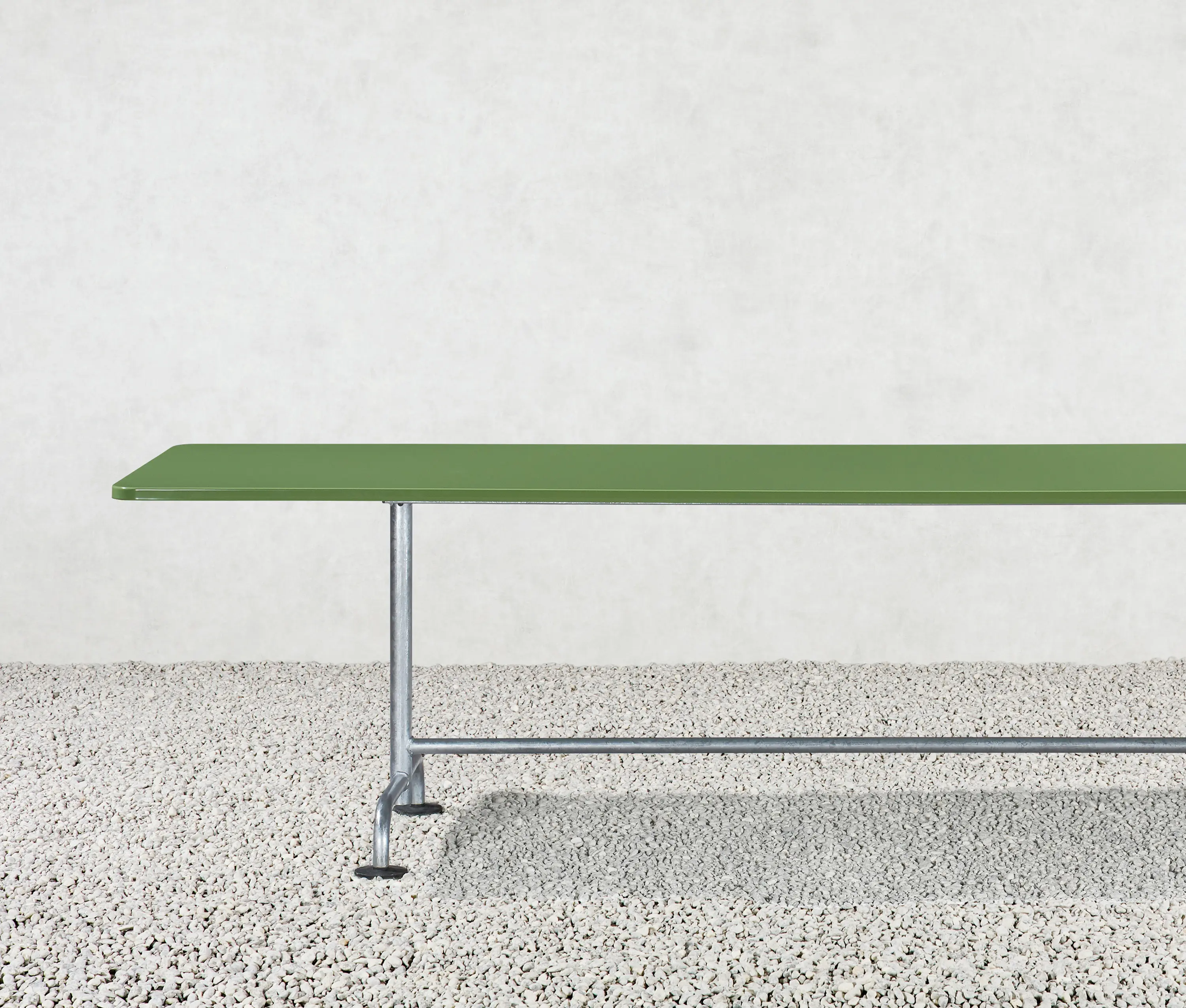Atelier Alinea - The classic garden table