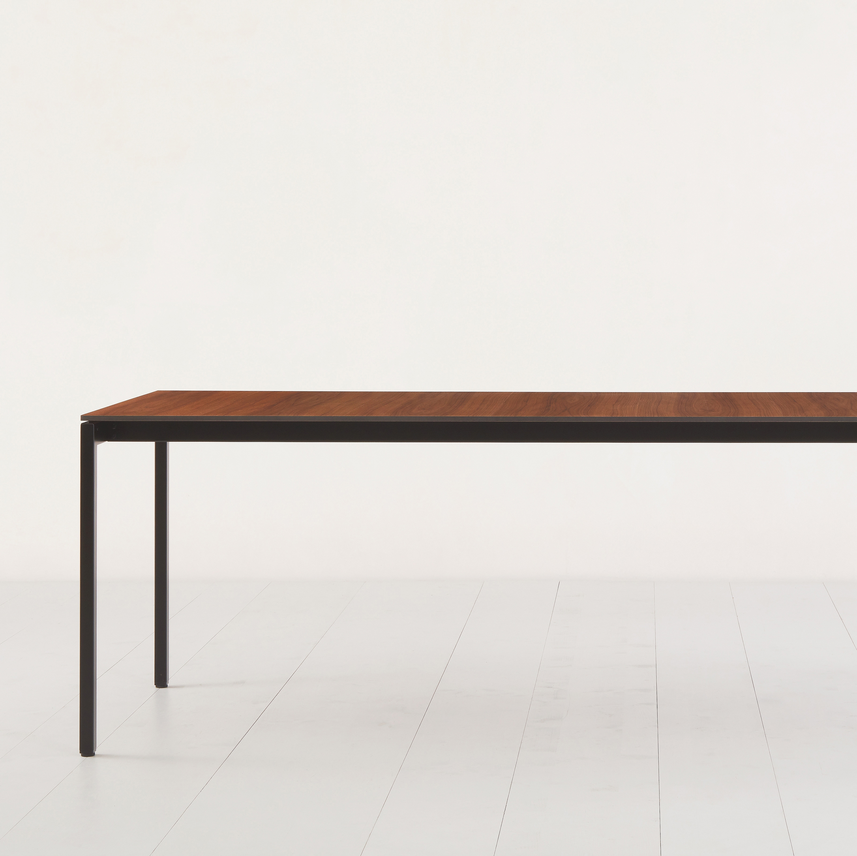 Display product Thesis from manufacturer Atelier Alinea