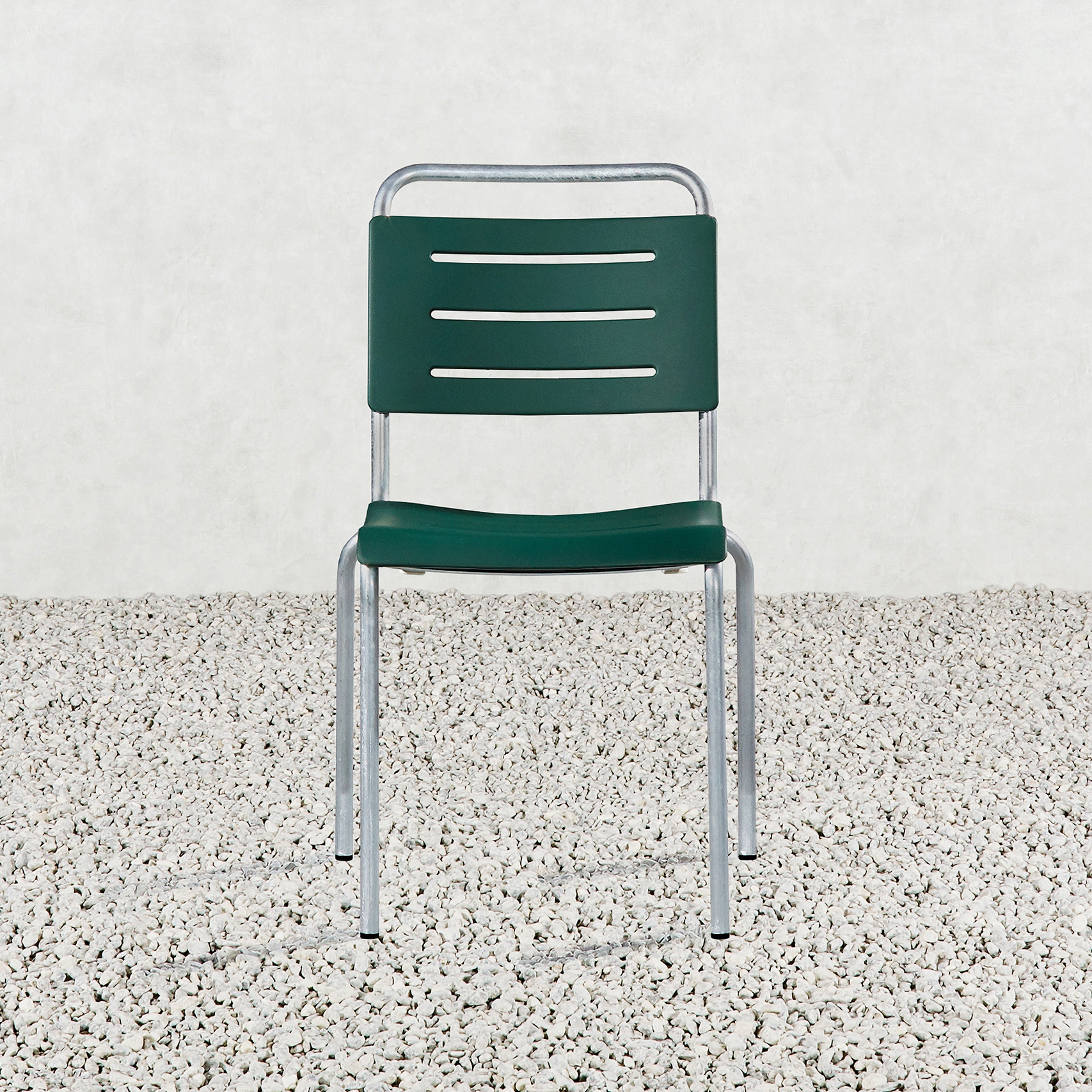 The POLY garden chair