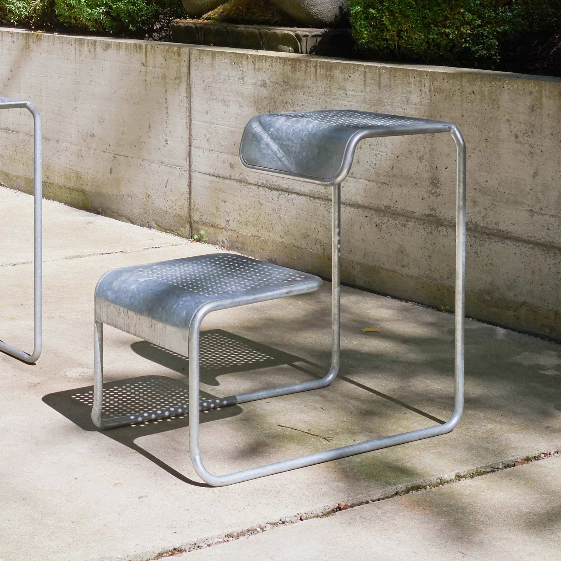 Display product The BASILEA chair from manufacturer Atelier Alinea