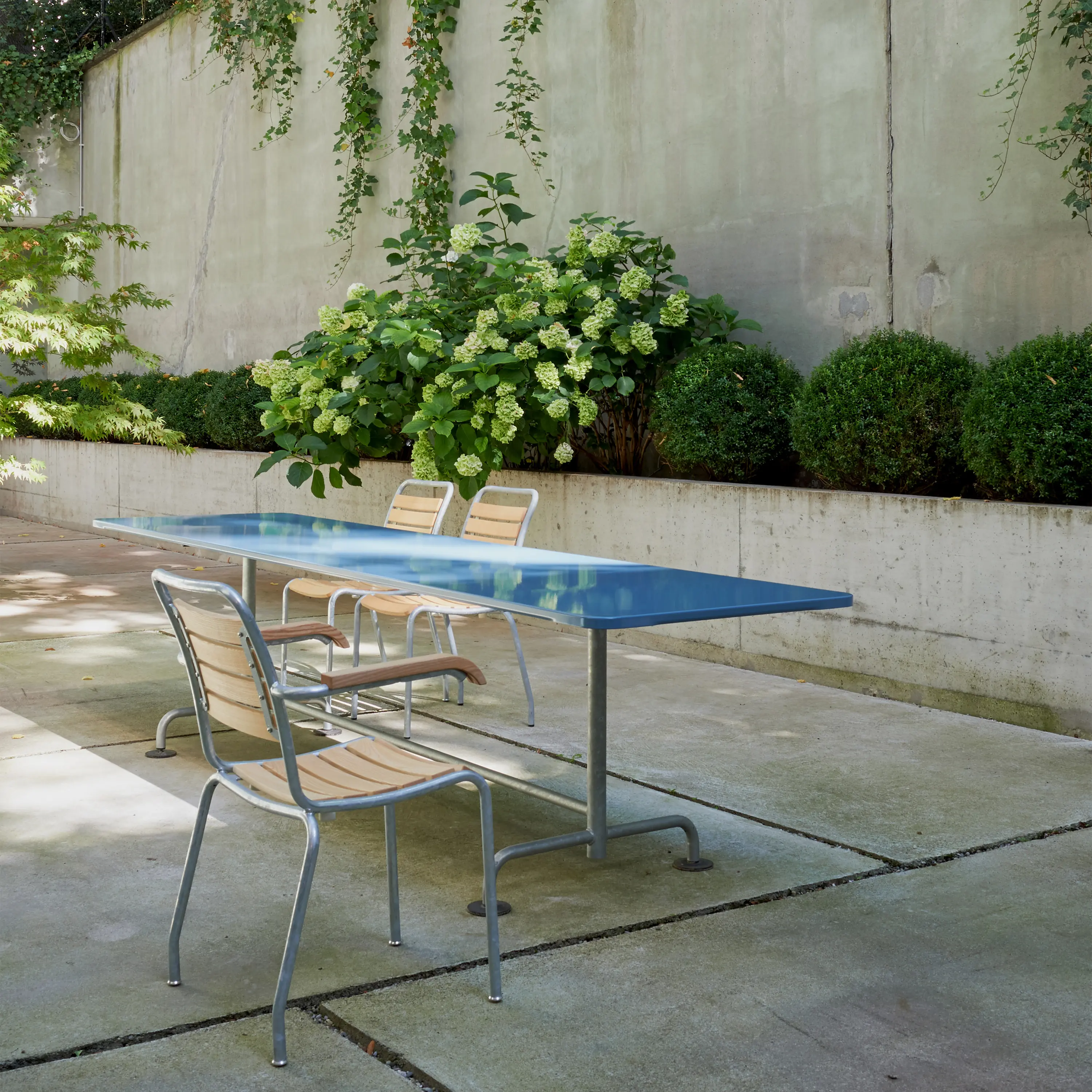 Atelier Alinea - Table de jardin classique